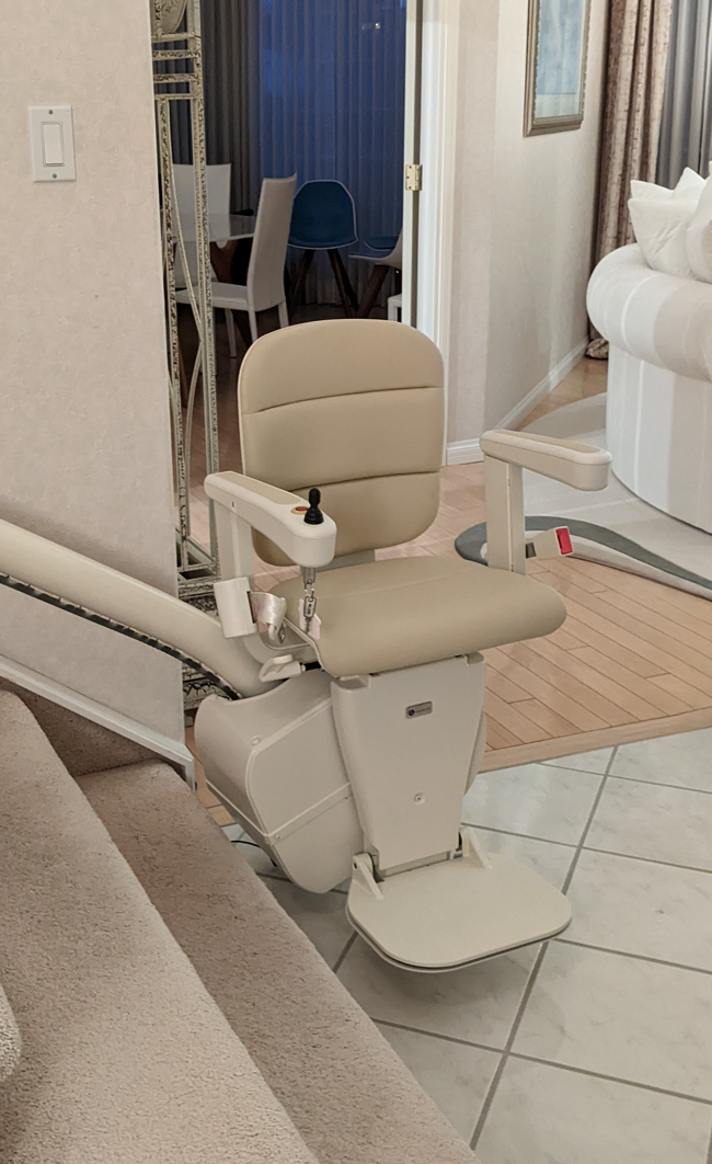 Freecurve Curved Stair Lift Drop Nose Installation