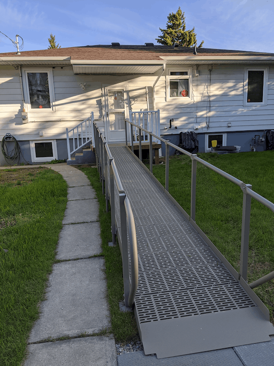 Full Sidewalk Distance