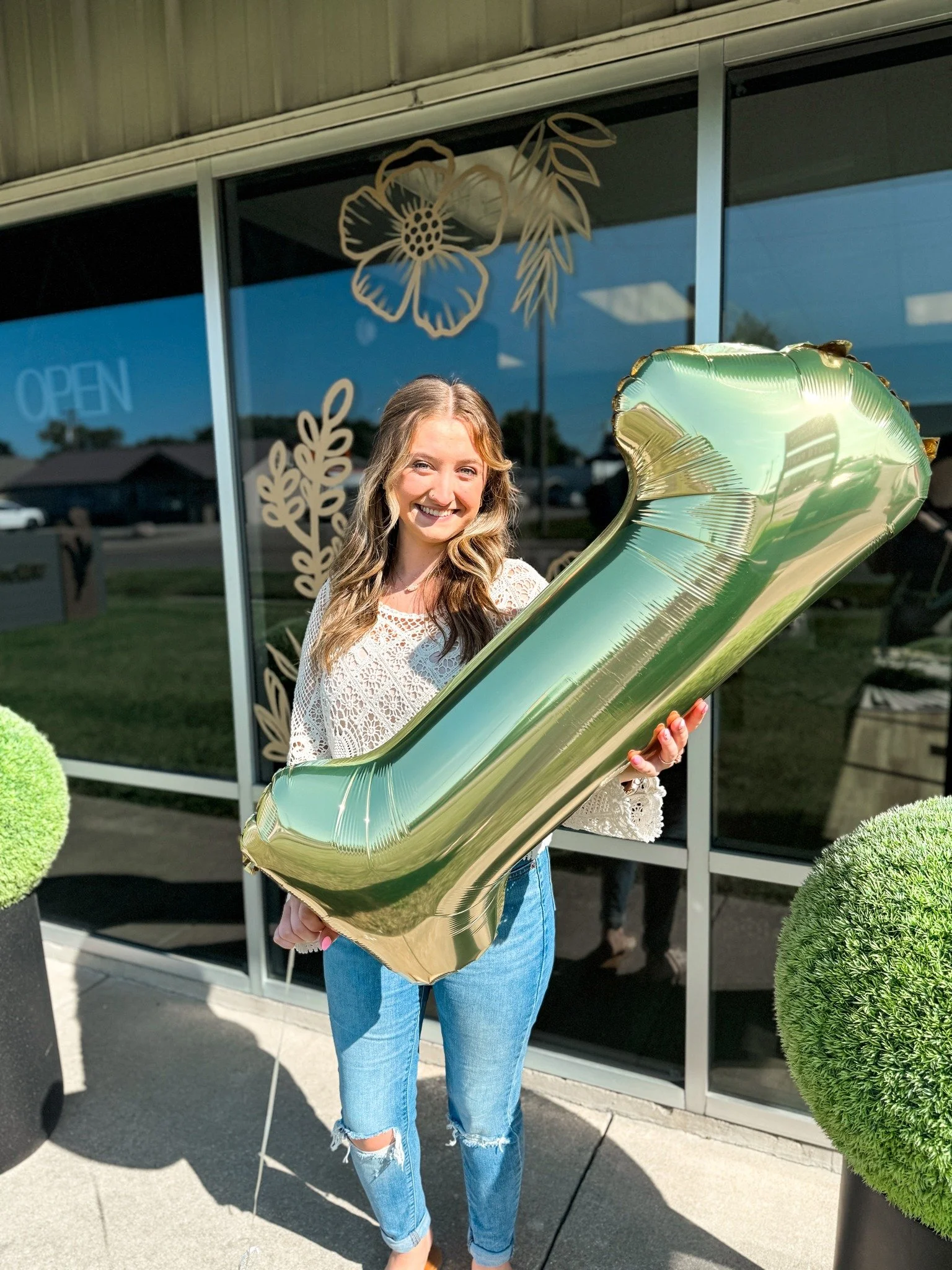 If you&rsquo;re still searching for the perfect Christmas gift&hellip; this is it. 🎁
We have ONE Willow 365 Package remaining&mdash;a full year of relaxation, results, and radiant skin.

No wrapping required, just unforgettable self-care.
First come