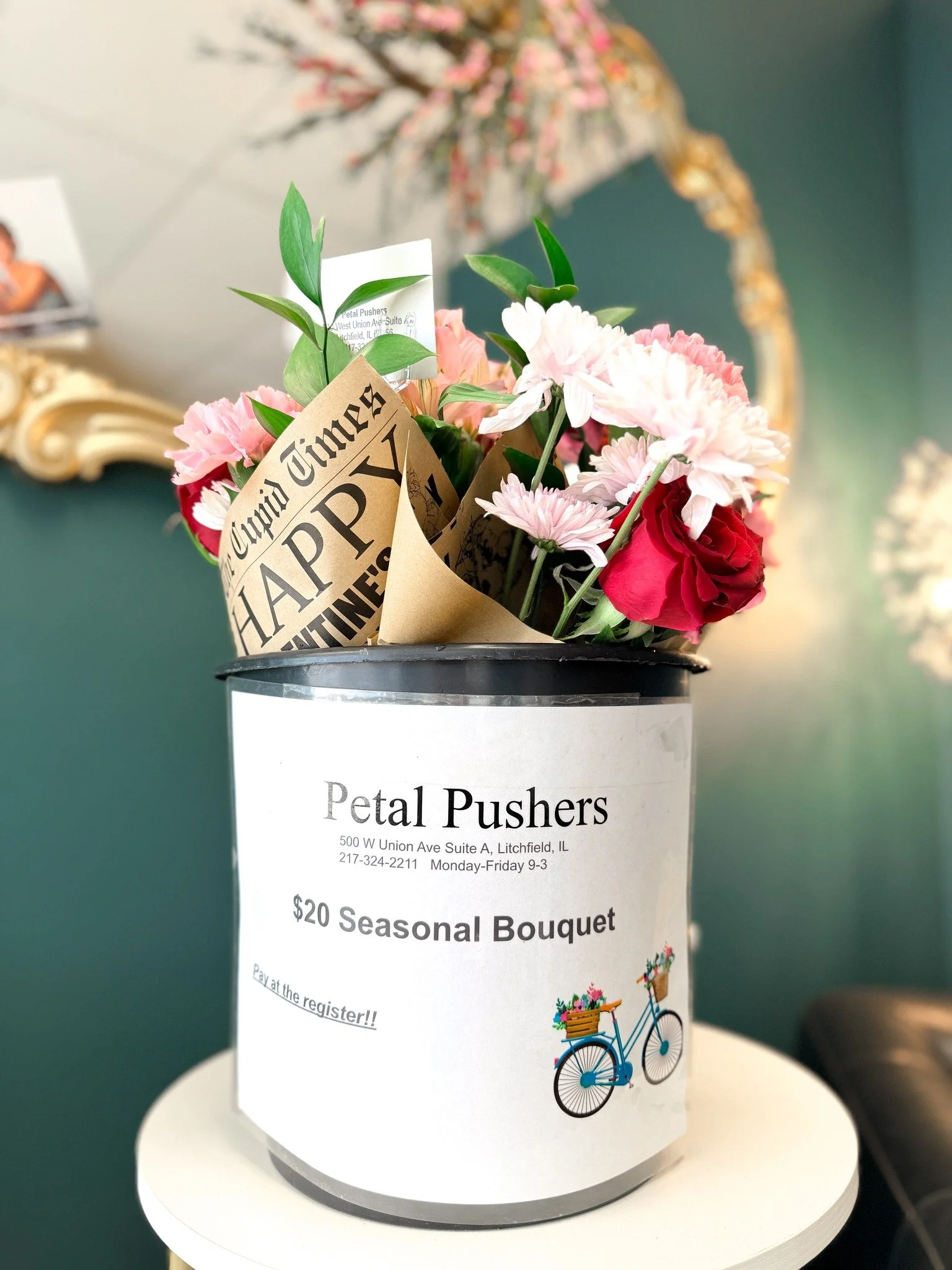 Galentine&rsquo;s is tomorrow! 💕
Flowers from Petal Pushers + a Willow Lane Spa gift card = the perfect combo 💐✨

Limited quantities available&mdash;stop in while you can!