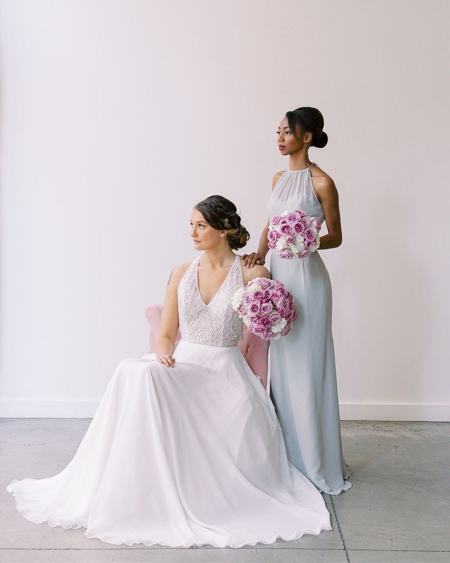 💜 Lavender flowers symbolize love, tenderness, warmth, and emotional connection.

Our Lavender Classic Collection is the perfect combination of mixed hues of lavender with a romantic natural look. It pairs beautifully with various shades of purple, 