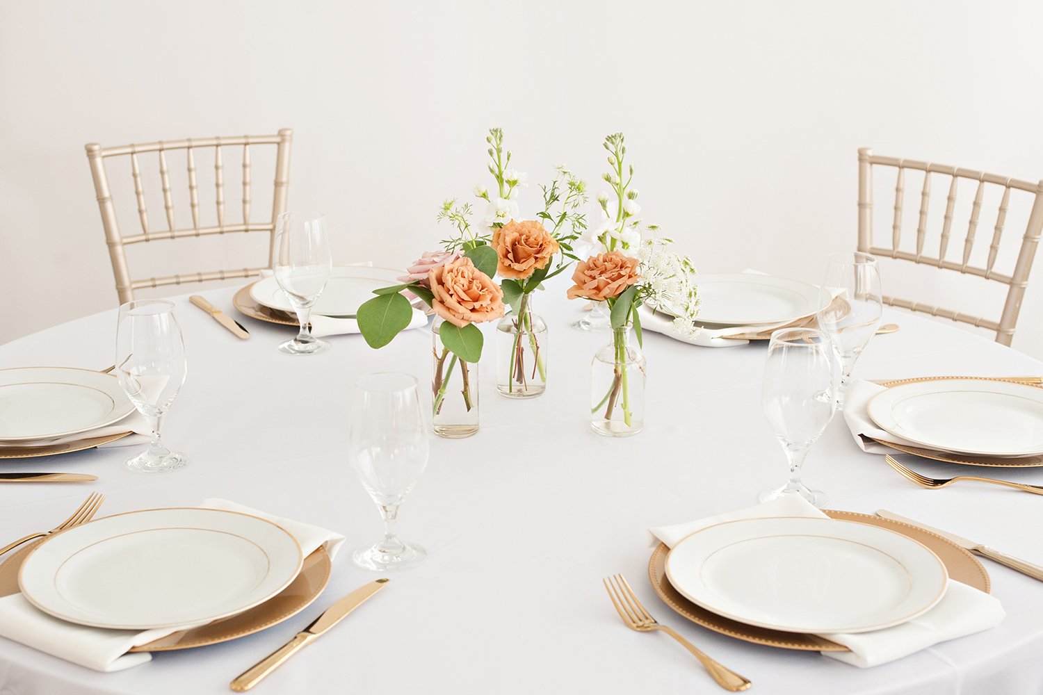 0-0200_Dayton-Cincinnati-Wedding-Flower-Packages.jpg