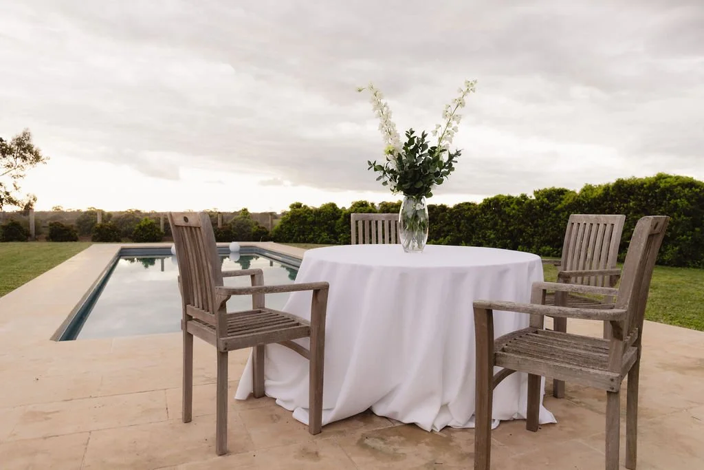 Feature Tablecloth Round - Crisp White