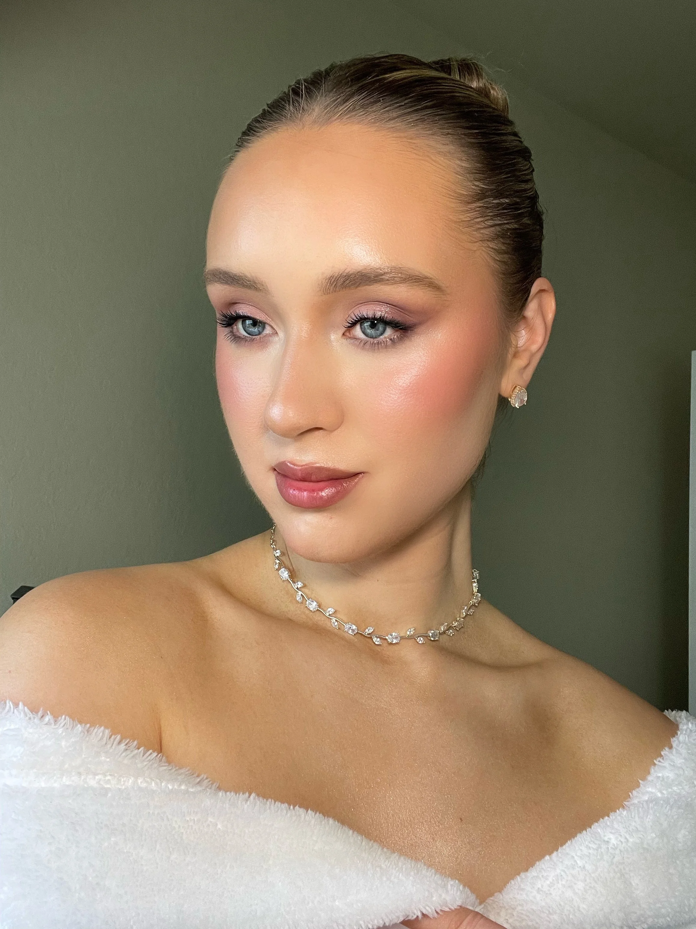 Facetune_29-06-2026-18-25-23.JPEG