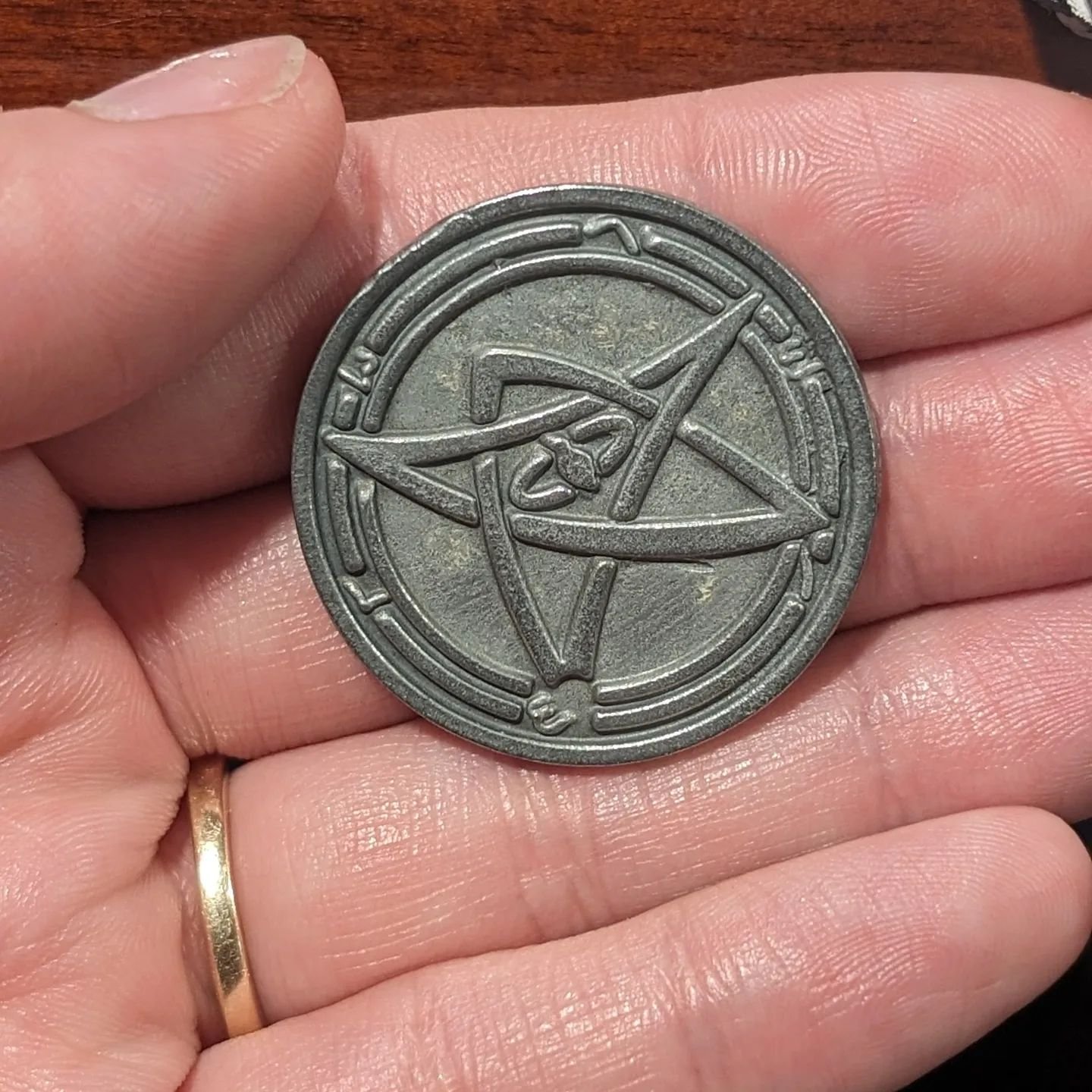 The props just keep coming!
This coin is definitely haunted or something, but it sure is cool.

#RoleplayRejects #ActualPlayPodcast #TTRPG #RPGPodcast #TableTopGames #TabletopRPG #RPG #tabletoproleplaying #roleplayinggames #roleplayinggame #notdnd #t