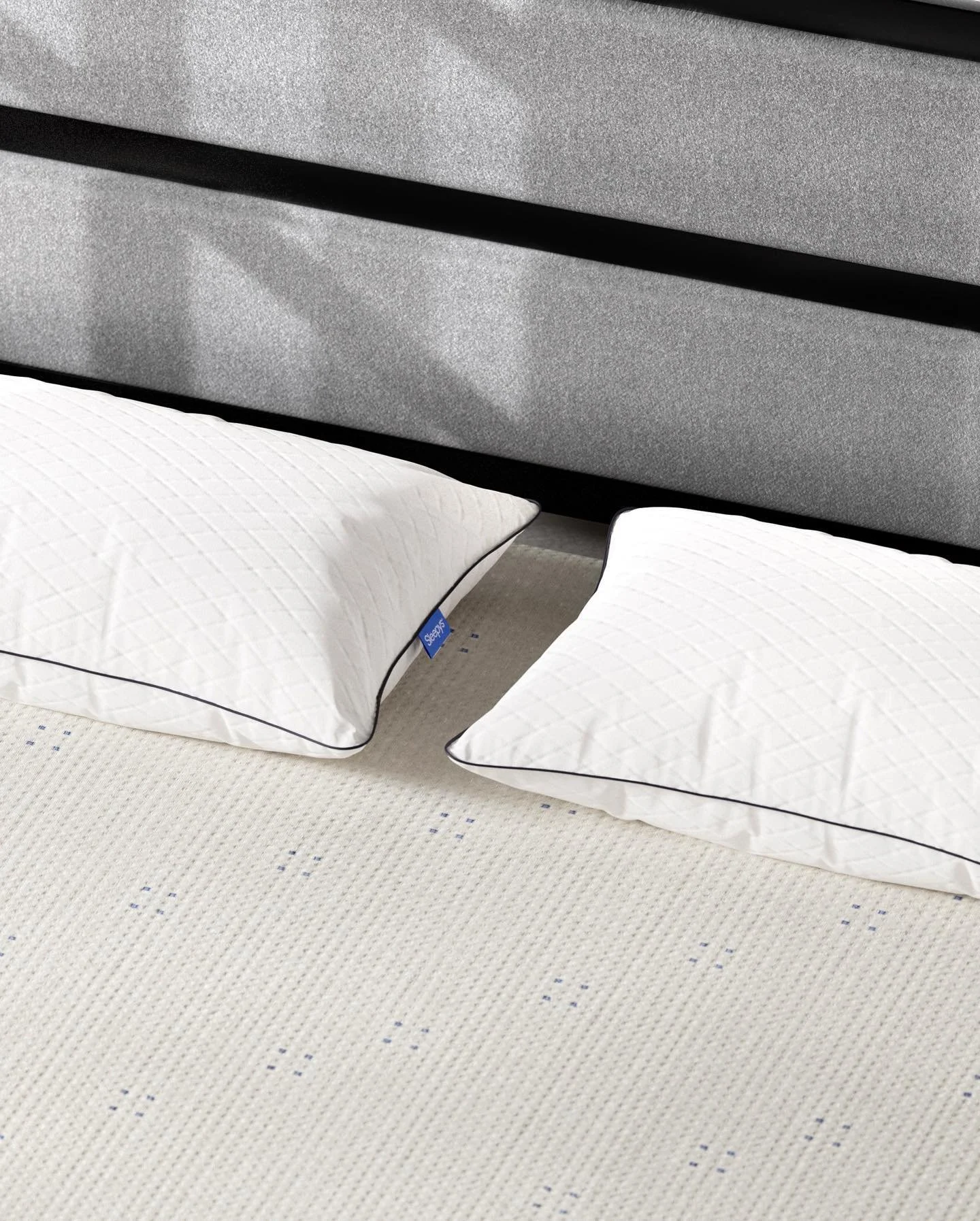 Pillows! @doubletwill x @sleepysmattress colab! We were tasked with creating the #cgi product renders for the Sleepys 24 accessories launch! 

@doubletwill all of our #3d is done by humans for humans. #noAI 

Contact @doubletwill today for bespoke 3D