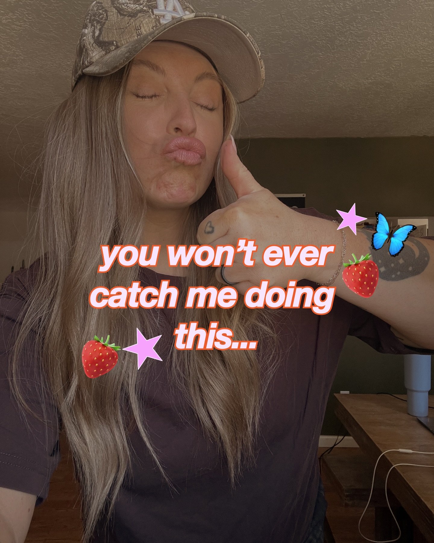 🦋🩷✨🥹🙏🤍

Hi! I&rsquo;m ash, I create bold branding for the raddest female led businesses, and I love what I do 🥹🤍🧸

Need branding or design? Send me a message, I have one more spot on my waitlist for May and then booking into June, and I would