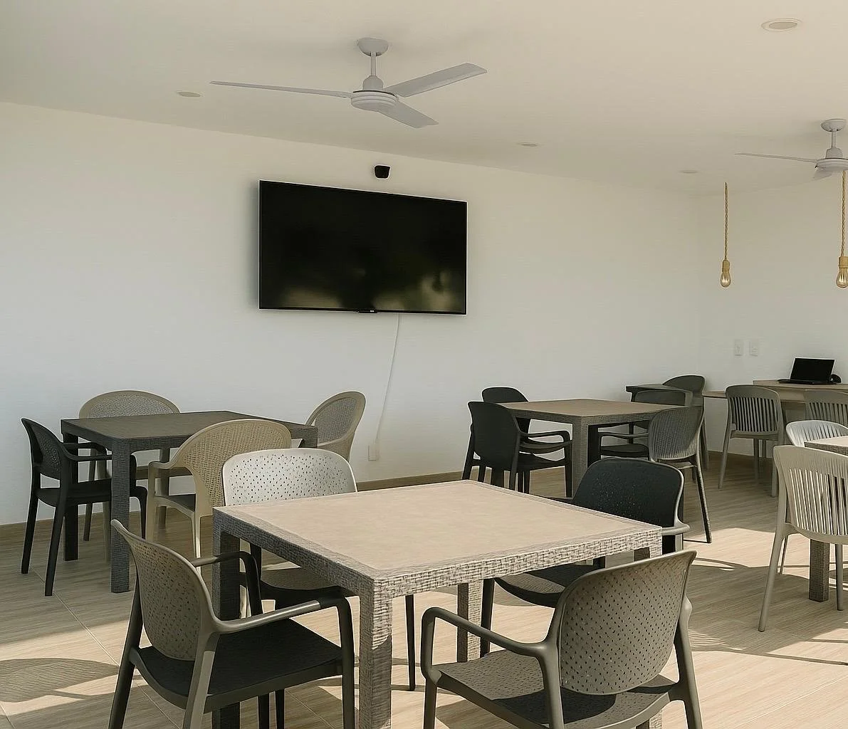 WhatsApp Image 2025-05-02 at 9.40.18 PM.jpeg