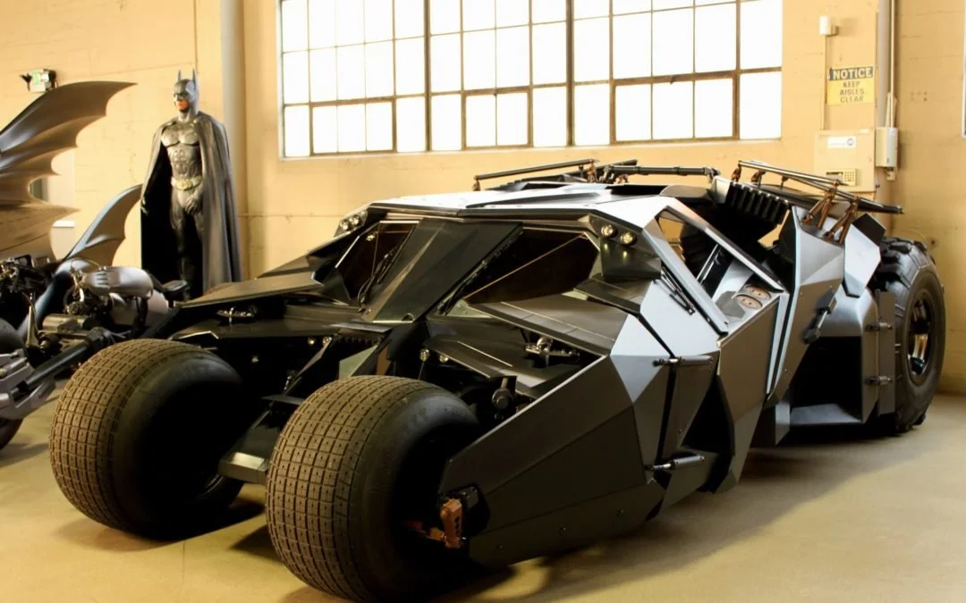 Warner_Brothers_Studios_VIP_Tour_-_Hollywood_California_-_Batmobile_The_Tumbler_10709068926-1080x675.jpg