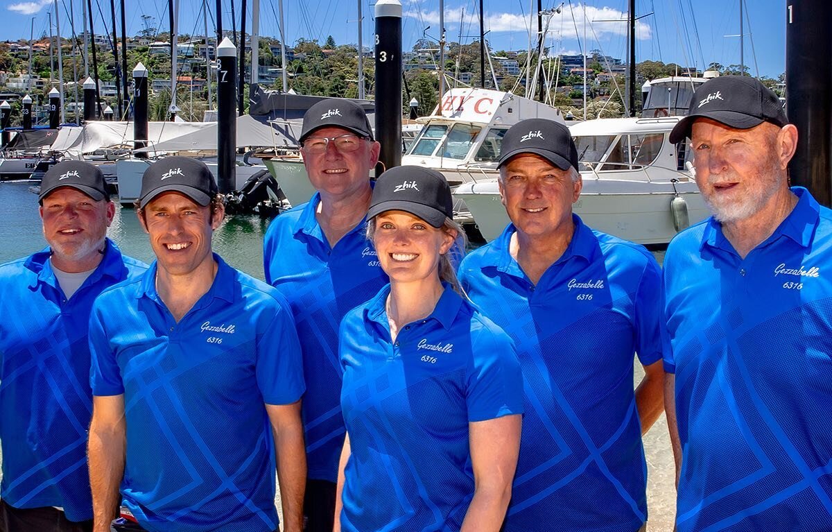 Adams 10 State championship winners Gezzabelle! 
Skippered by Allan Stormon, a trying weekend of sailing with strong wind warnings cancelling Sundays racing. 

Thank you to @zhikaustralia  for sponsoring the event.

📸 @bowcaddymedia