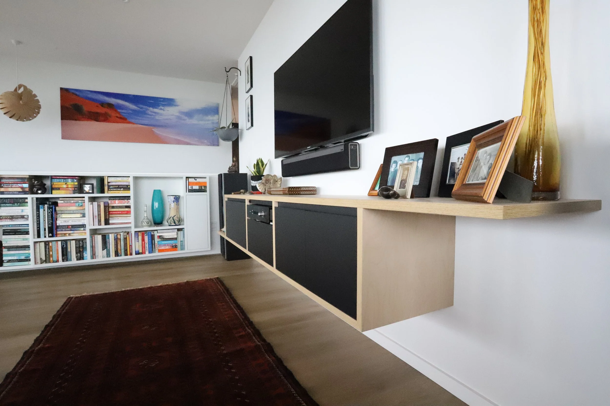 Bespoke Entertainment Unit (3).JPG