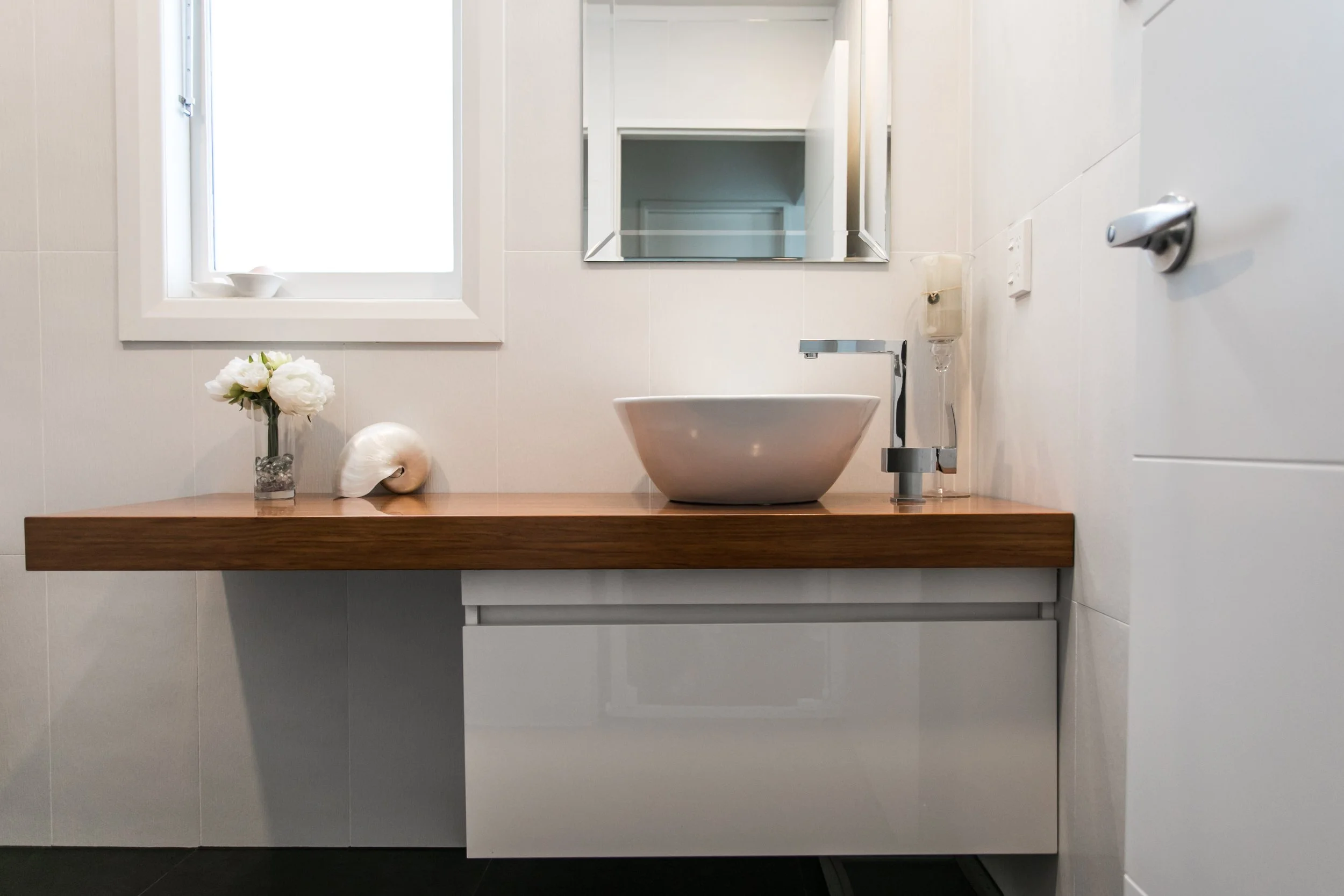 Modern Contemporary Bathroom, Nelson - The Custom Space