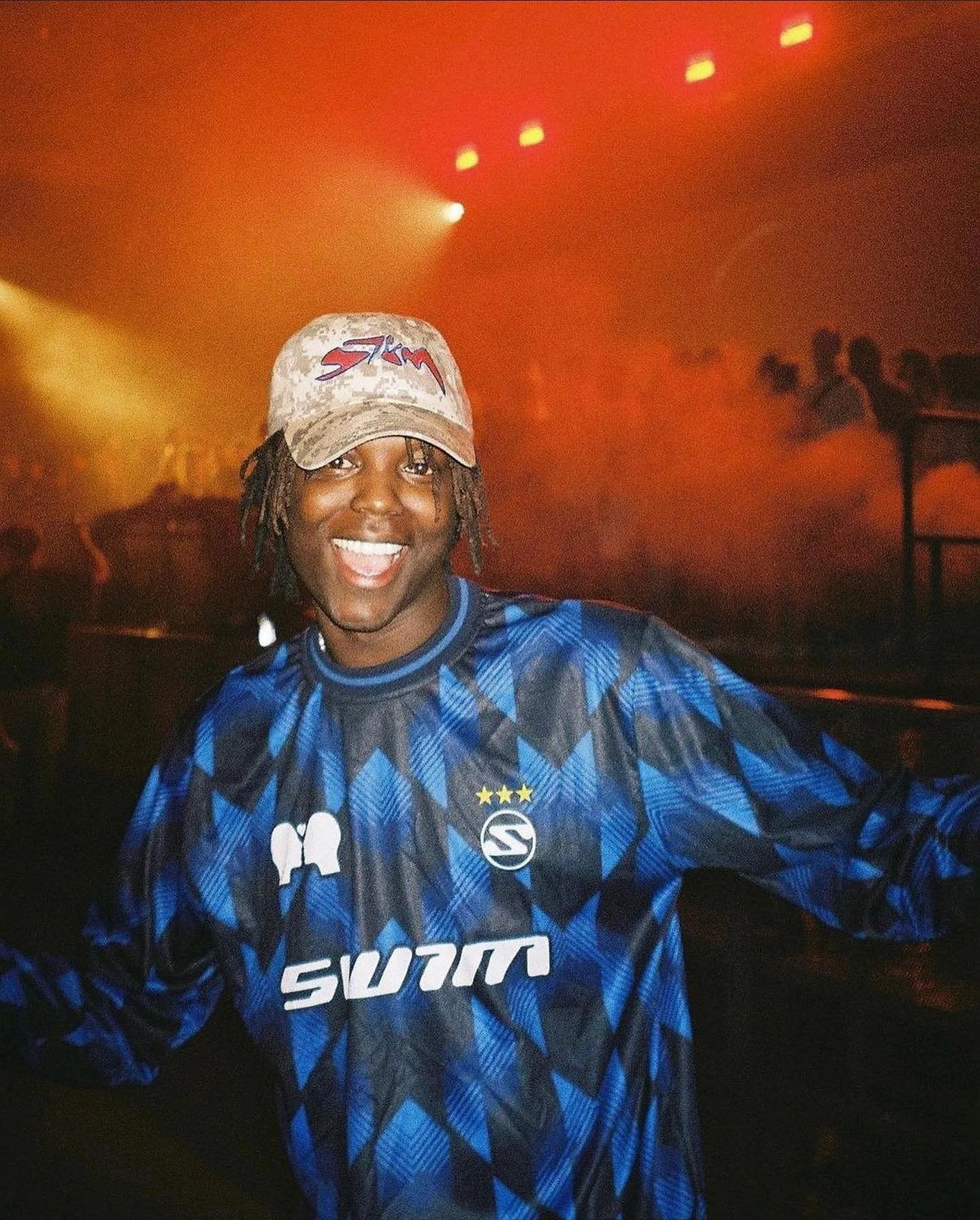 We curated our favourite film photos this week from photographers that document our youth culture 📸🎞️

Featuring: @capturecharles @aaronwyld @taryn._ @taa.mara .mara @tamzinjebson_ @corycaughtyou @baggyboyfilm @aleksa.hlc @fallowfieldonfilm 

This 