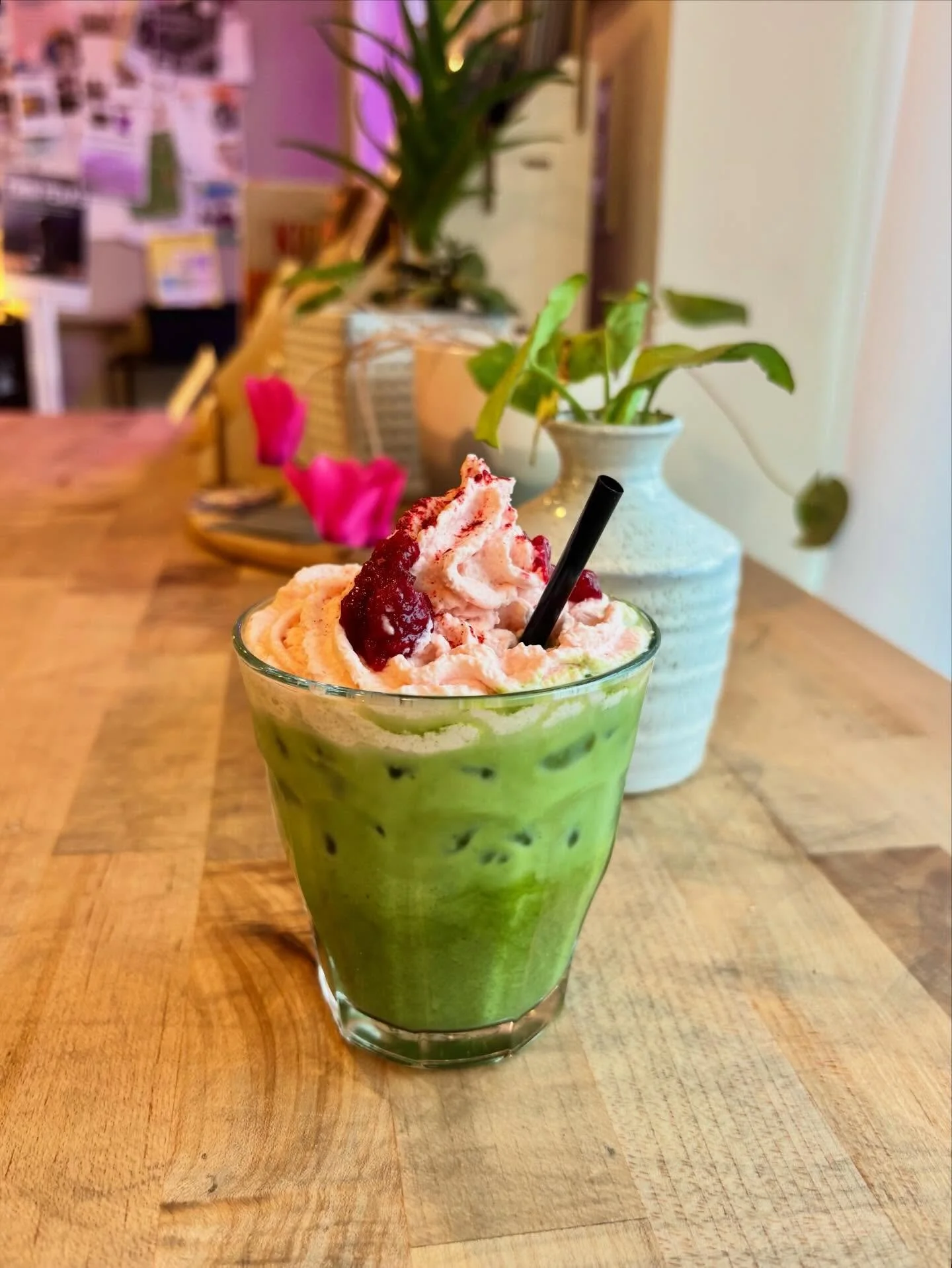 💘 celebrate Valentine&rsquo;s Day with us! Try our new Iced Strawberry Matcha before it&rsquo;s gone. 🍵 🍓 💕