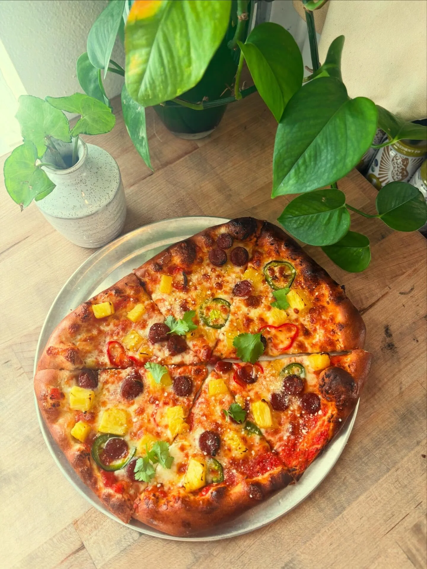 Come try a slice of Chef Molly&rsquo;s favorite pizza! Chinese sausage, Pineapple, Fresno Peppers, and Jalape&ntilde;os! 🍕 we&rsquo;ll be slinging pizza until 7 or SOLD OUT 💕🌶️