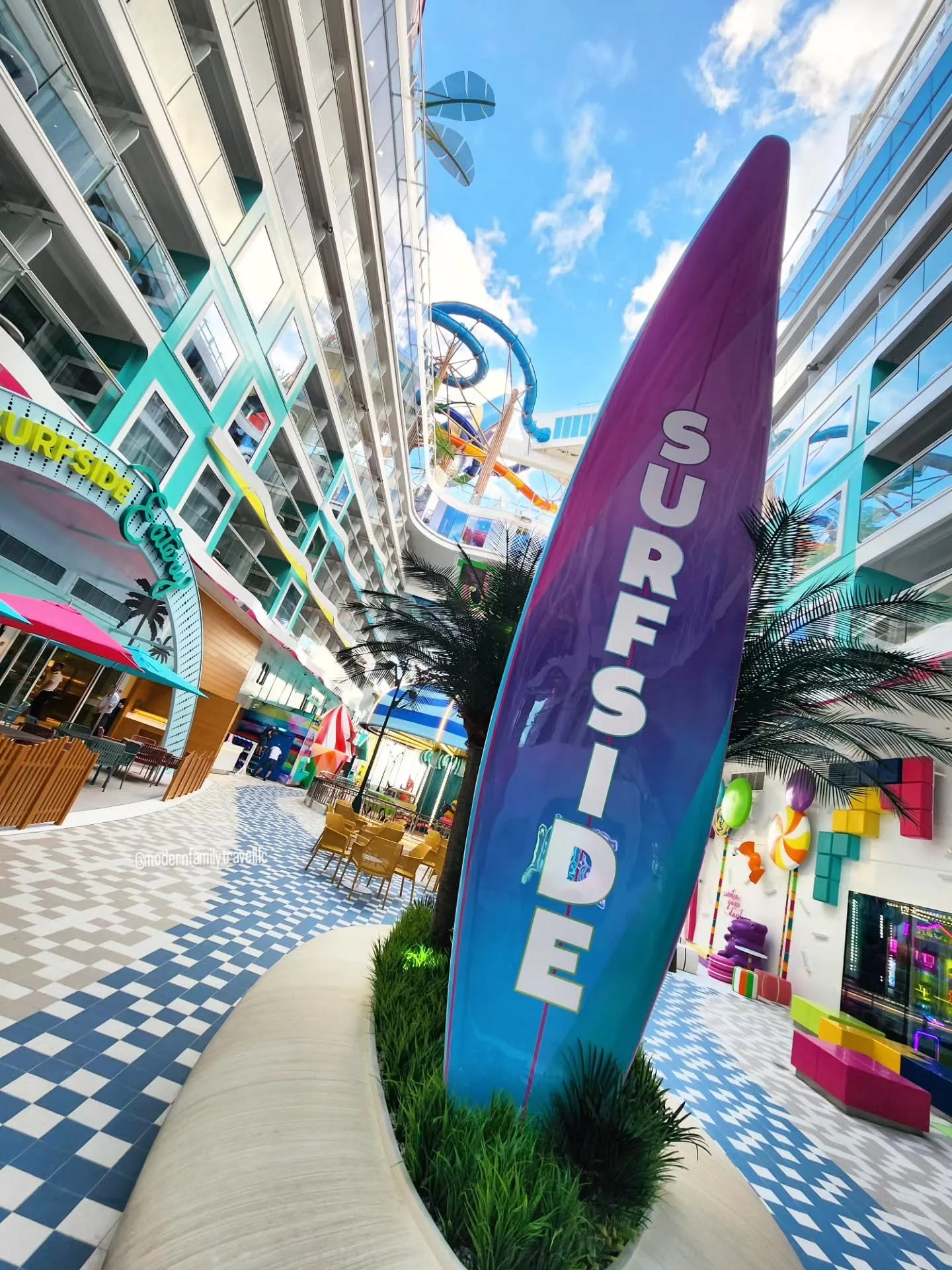 It's hard to believe this is on a cruise ship!!! 🌊 Surfside on Icon of the Seas is for kids of all ages!!! Grab a hotdog🌭 from Doghouse, hop a ride on the merry-go-round 🎠, snag a cone at Sprinkles 🍦, and so much more. At night, this area lights 