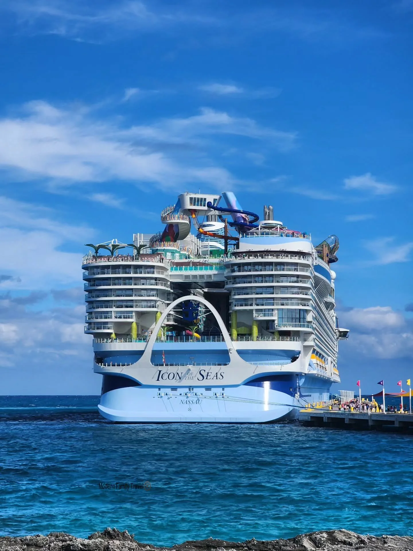 She's and Icon. ✨️ An icon with A LOT OF stateroom options... 28 cabin types to be exact. 

So which Icon of the Seas stateroom is the best?🤔 Well... that depends. It doesn't depend on what your friends cousin says is the best... because you don't k