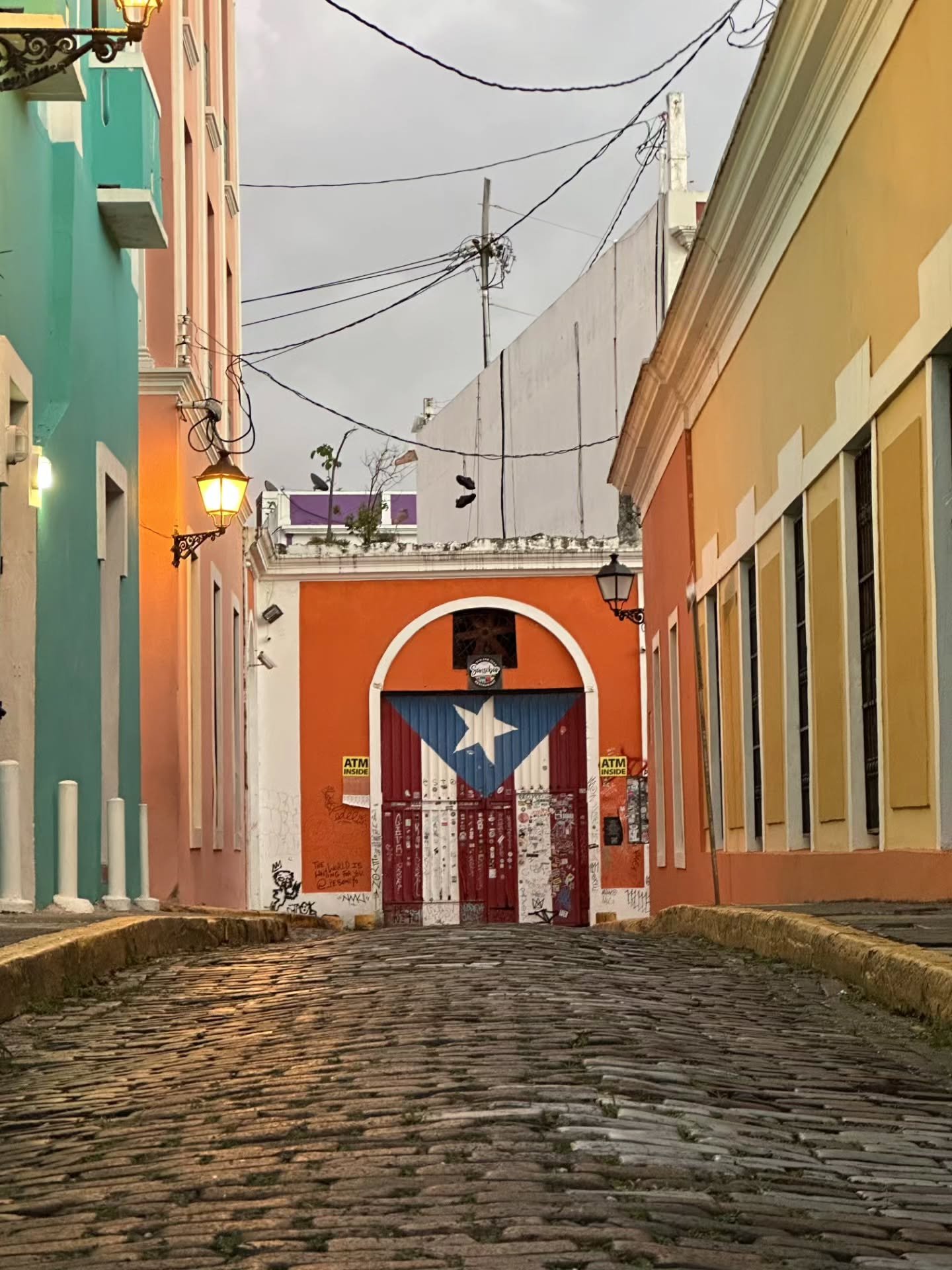 Puerto Rico 🇵🇷, known as the Island of Enchantment ✨️ This destination is a tropical paradise full of adventure.  And the best part? You don't need a passport to get there! 🙌  So whether you are looking to soak up the sun or jump off a waterfall, 