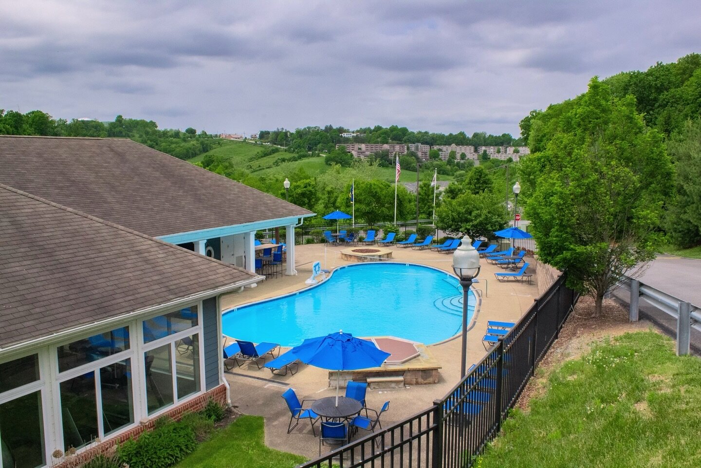 ☀️Exciting news: The pool at West Run is gearing up to make a splash by early May! Stay tuned for the latest updates!