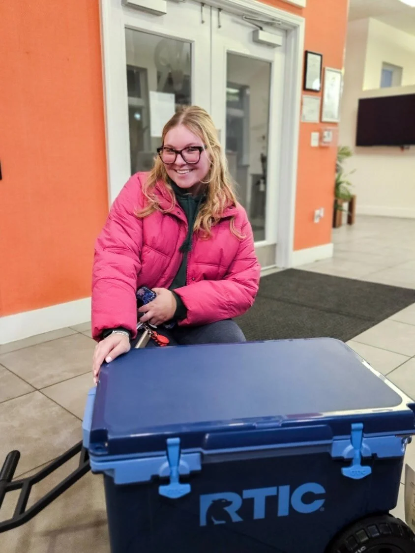 🎉WINNER WINNER🎉
Congratulations to our Open House winner of the RTIC Cooler bundle🧊 
Thank you again to everyone that stopped by and stay tuned for the spring Housing Fair &amp; Open House dates! 
#leasing #winnerwinner #giveaway #openhouse #signn