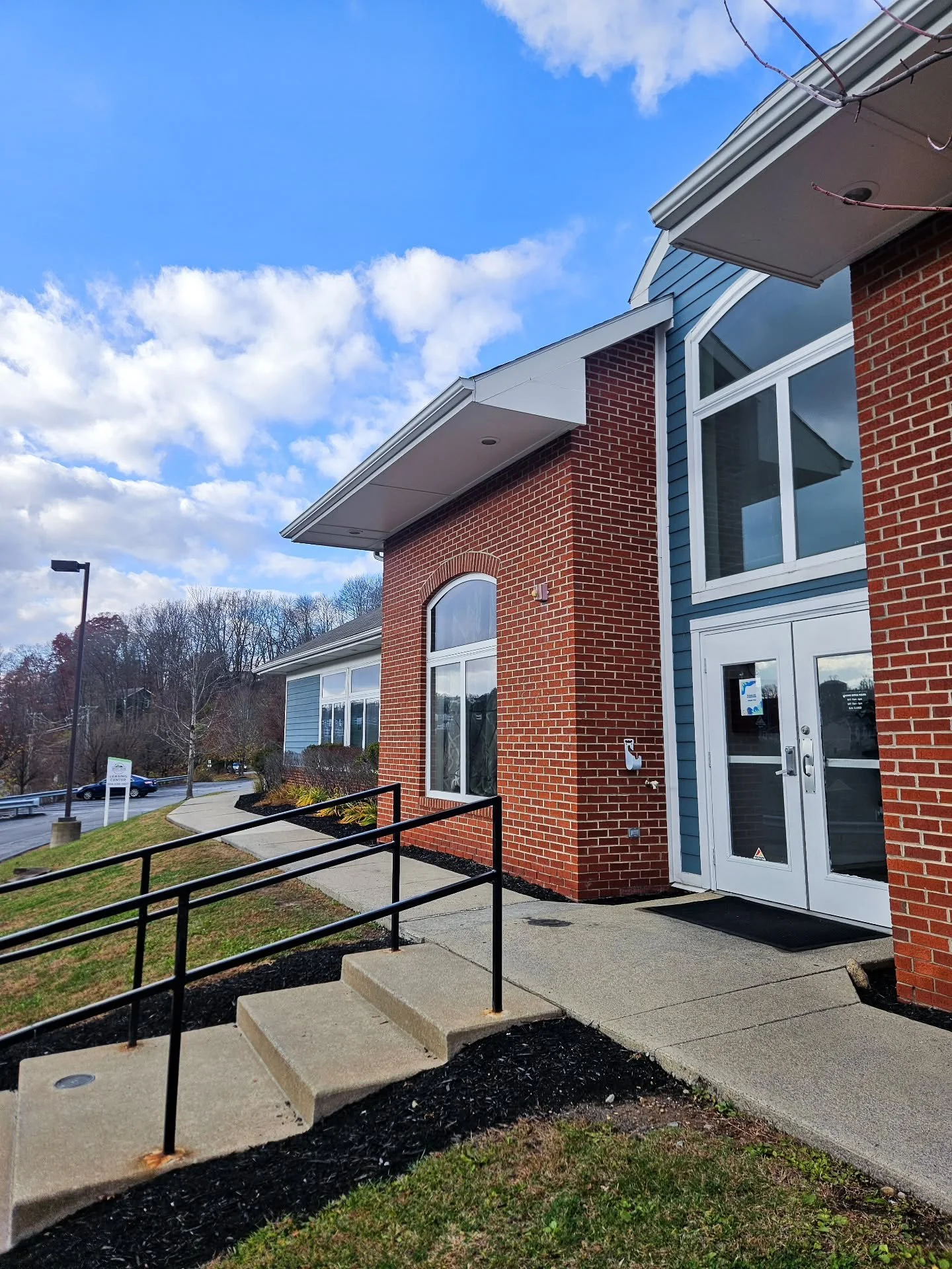 🍂 Happy Fall Break from your team at West Run! 

We hope you all have a restful break and wish tou luck on your upcoming finals. If you haven't had a chance to talk to your guarantor about renewing, this is the perfect time! Enjoy your time off! 🍂
