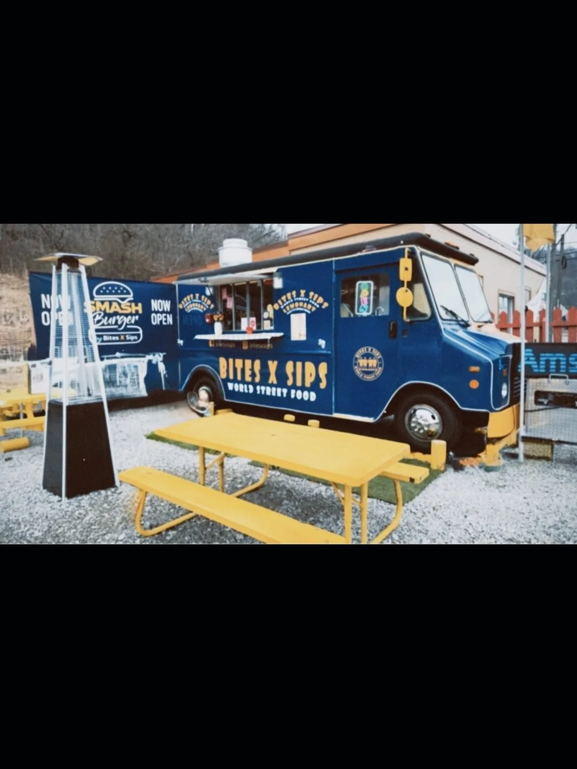 🚚✨ SAVE THE DATE ✨🚚
We&rsquo;re bringing the flavor to YOU! Join us next Thursday, March 26 for @bitesxsips right here on property 😋🍴
Come grab some delicious eats, sip on something refreshing, and hang out with your community!
⏰ Stay tuned for t