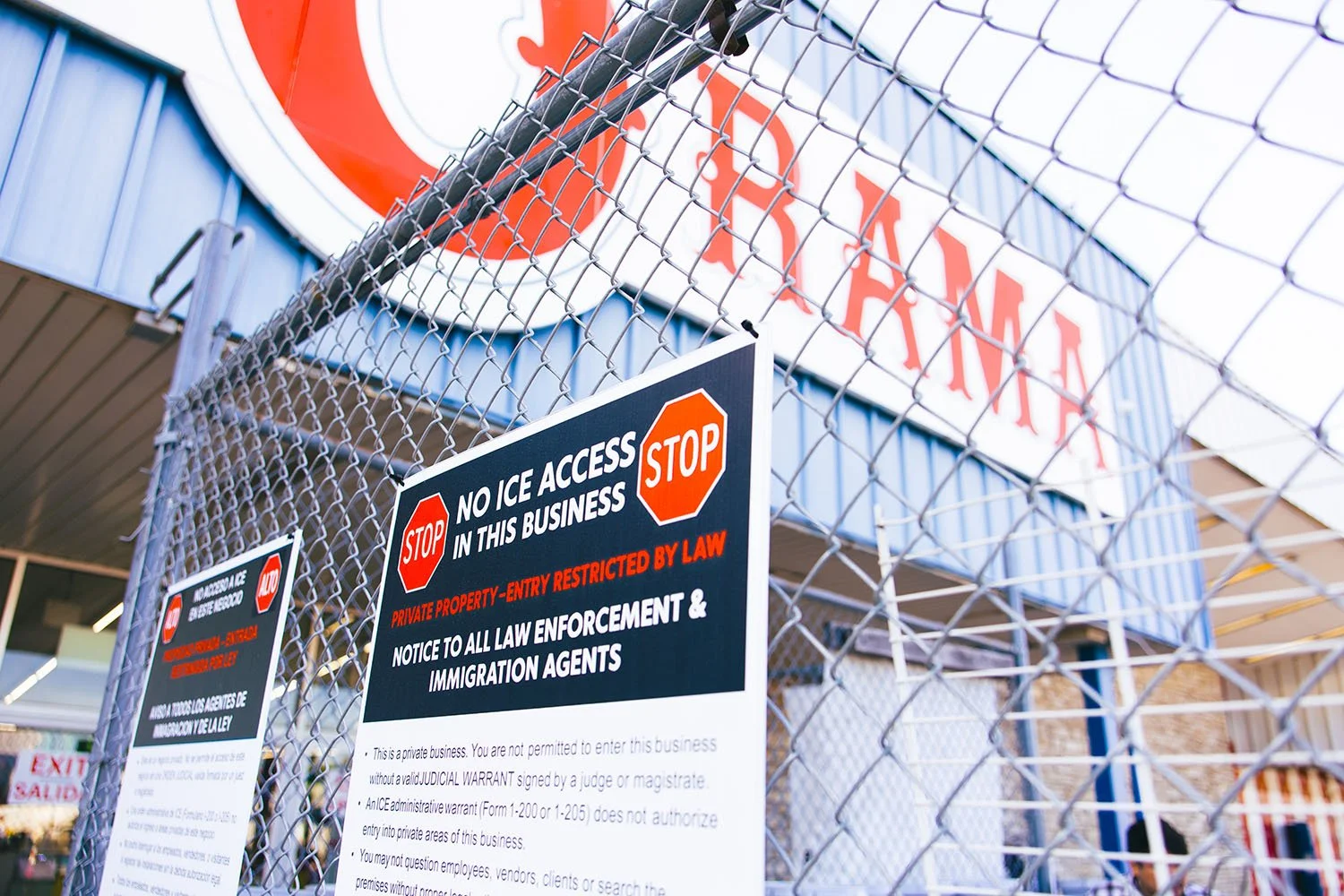 Caeli Kean, for "After ICE Raid, Swap-O-Rama Vendors Push for Safety" by José Abonce