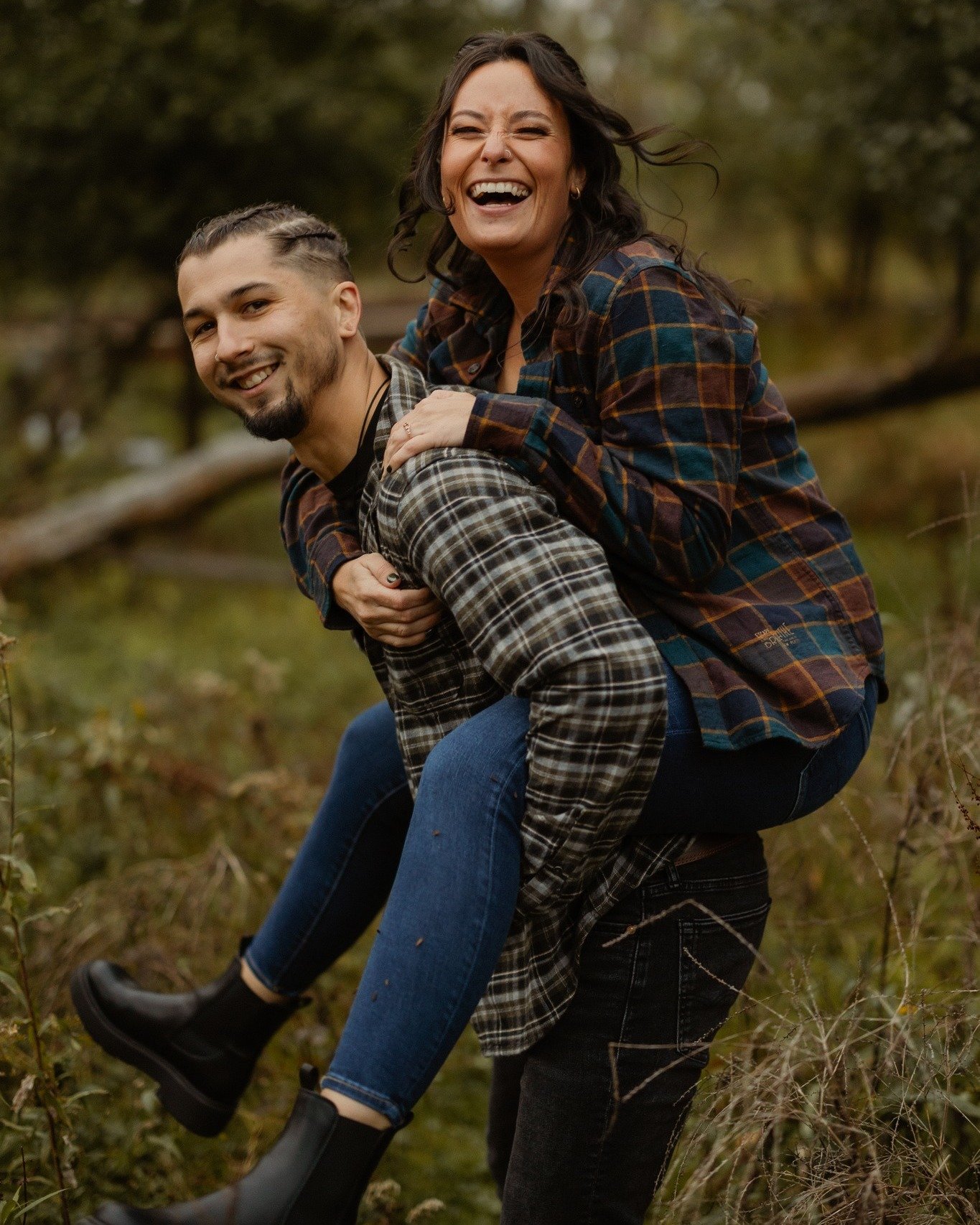 Ohhh my gosh I have so many faves from Hanna and Dakota's engagement session to share, but first I had to start with this little series of photos because they put a big smile on my face. We had so much fun and so many laughs. It means the world when 