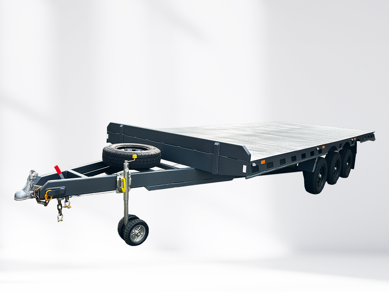Mackenzie Hamilton - Heavy Duty Tri Axle Trailer