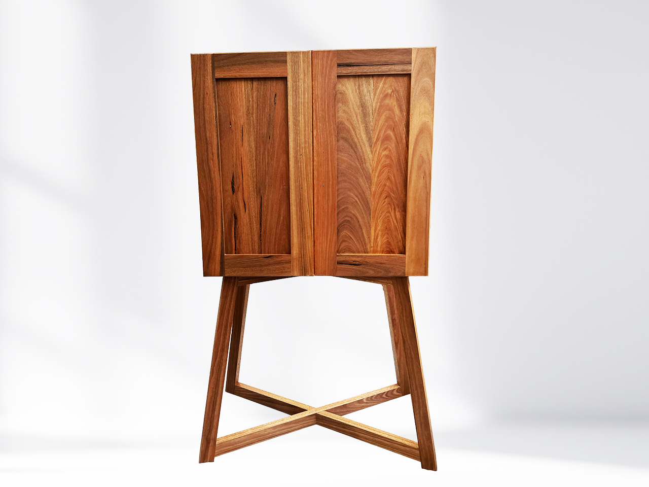Julian Zhang - Drinks Cabinet
