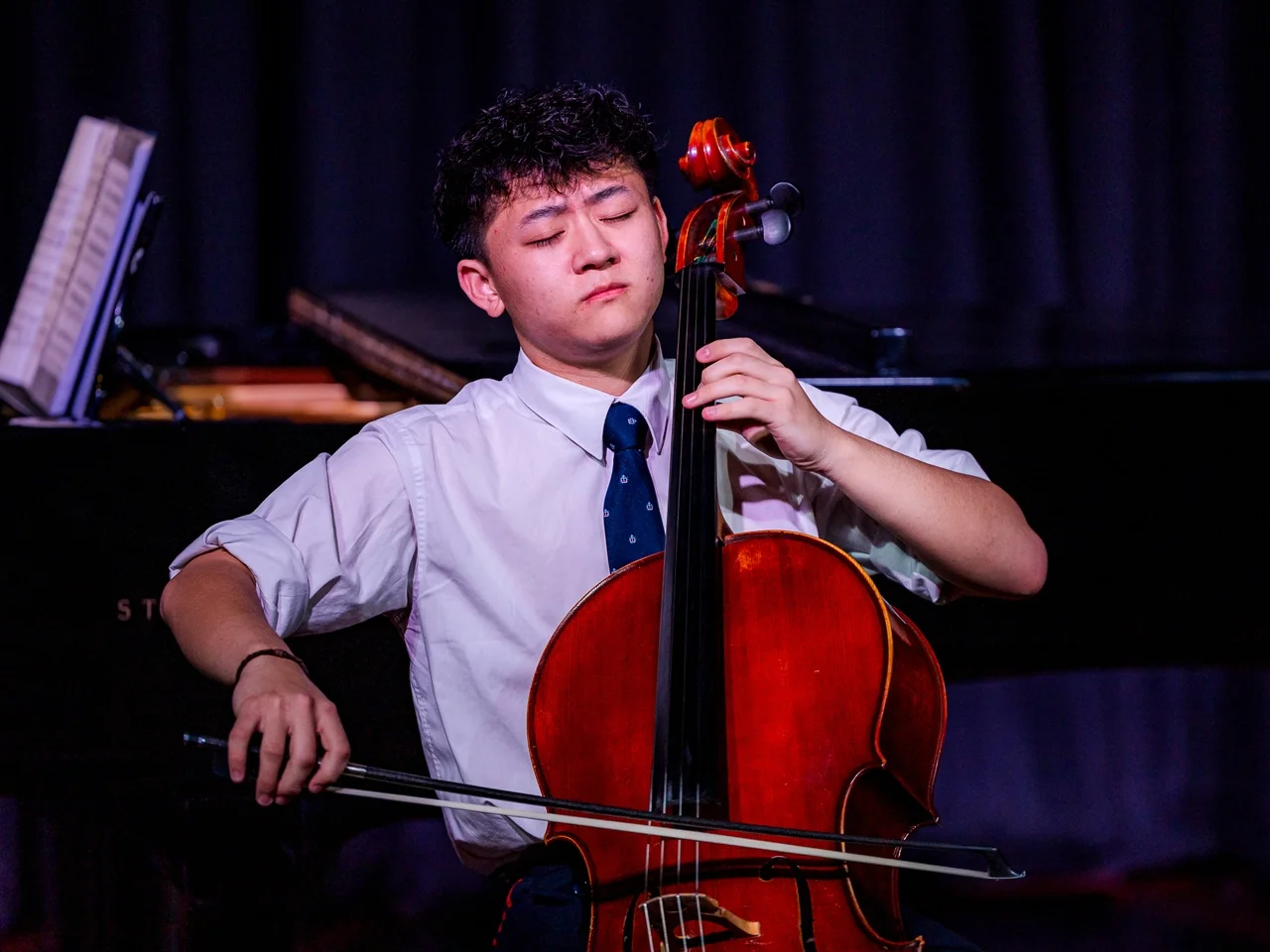Michael Chi - Cello