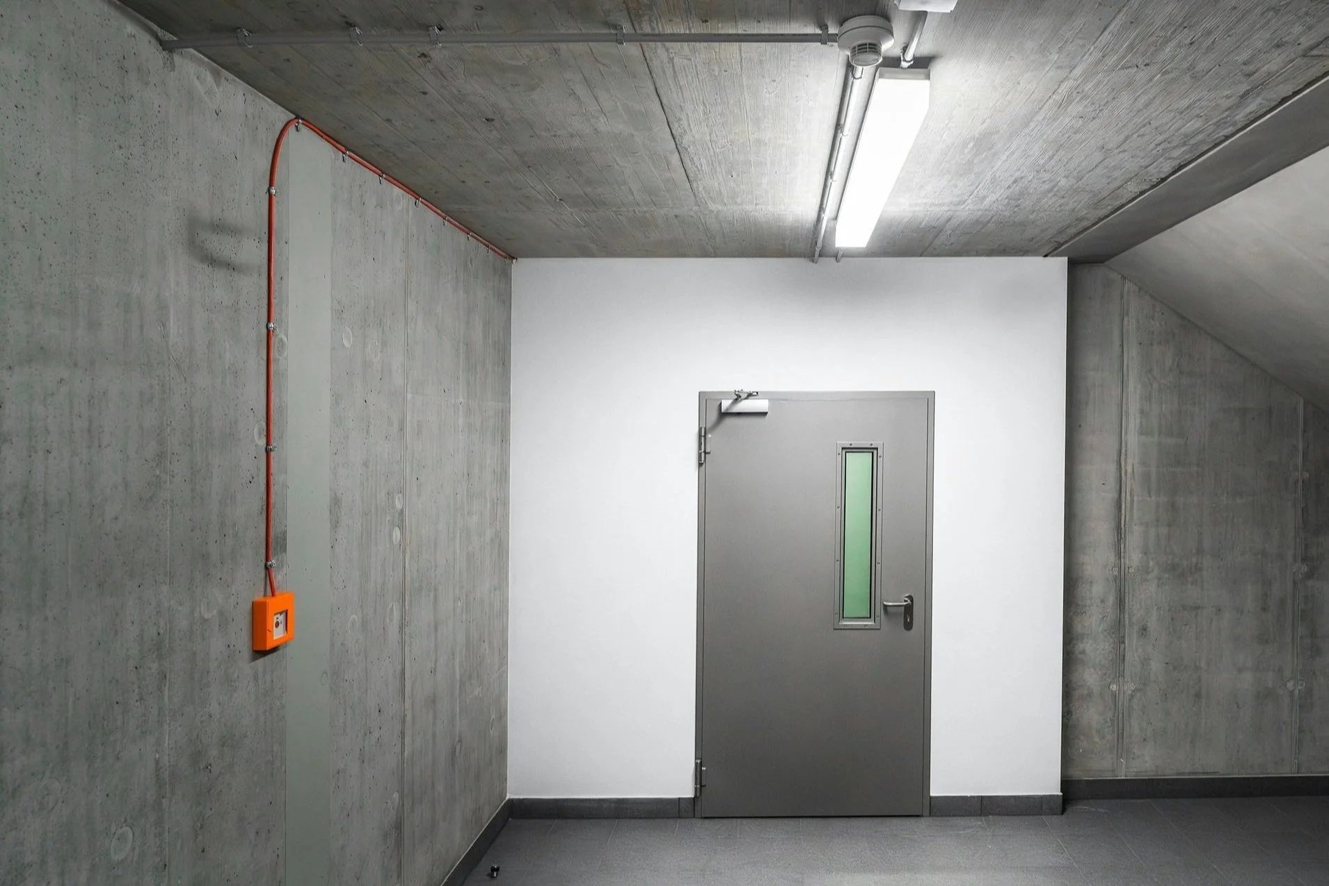 jakub-zerdzicki-M1HryLlzPbA-unsplash (1).jpg