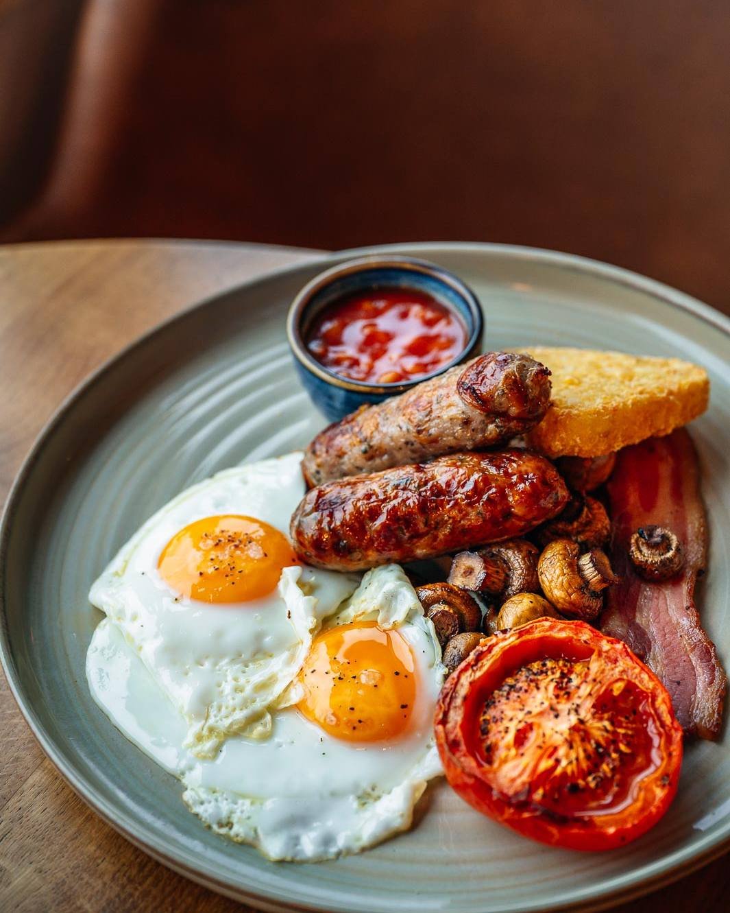 THIS SATURDAY is Breakfast Club ☀️🍳

Join us for breakfast round the pond this Saturday. 

👉 Swipe to have a look at the menu, make your selections and get booked via our link in bio.

#breakfastclub #thetickellarms #alfresco