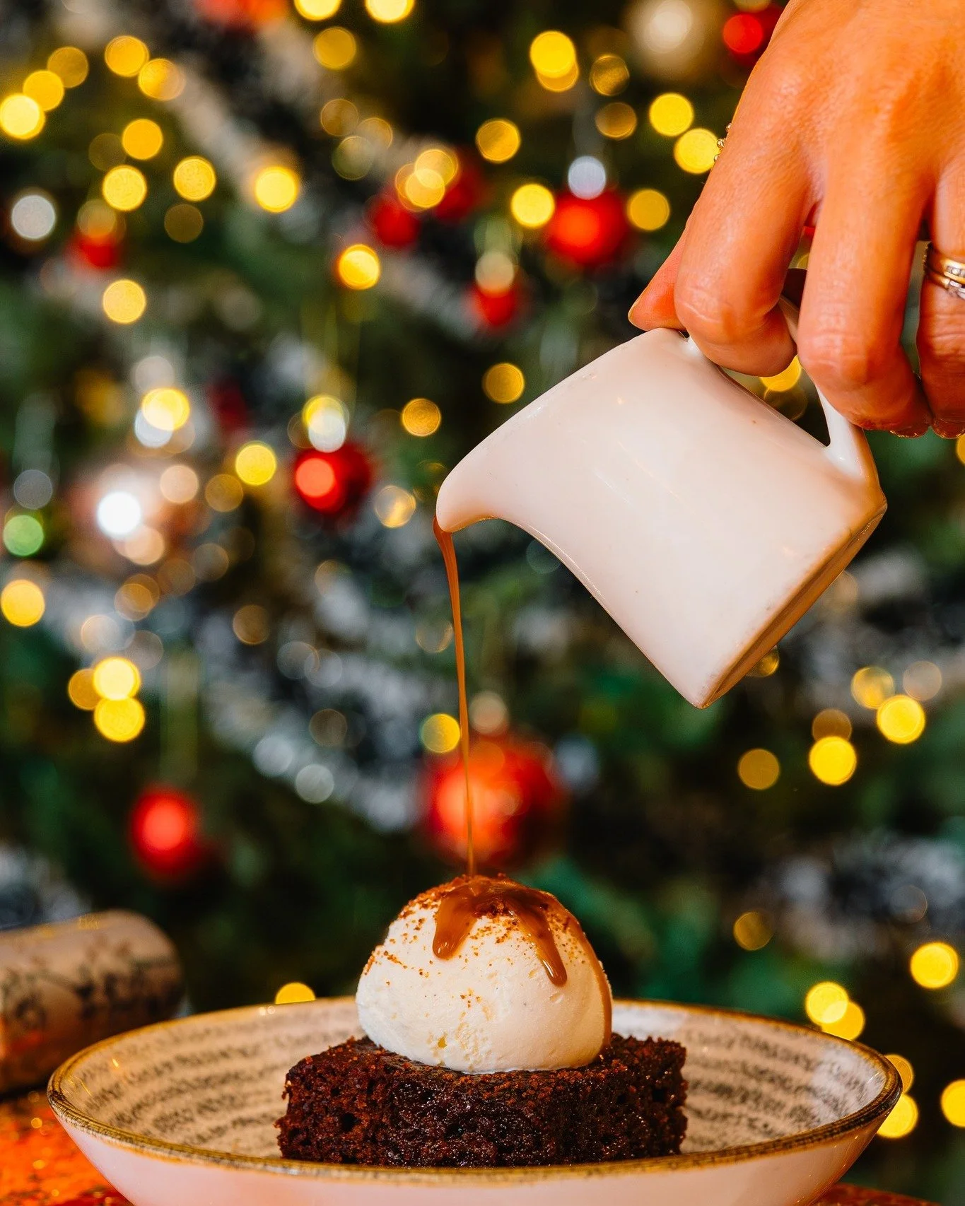 🎄Takeaway Christmas Lunch at The Tickell Arms 🎄

Christmas at home, without all the cooking!

Enjoy a proper Christmas lunch, all packed and ready for you to enjoy in the comfort of your own home. 

We know that sometimes you simply want to be at h