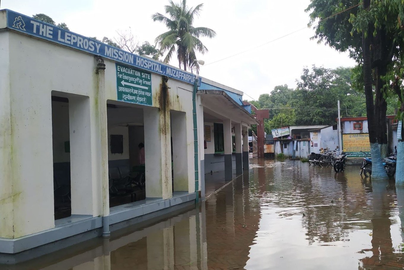 Flood waters up to the existing outpatient building