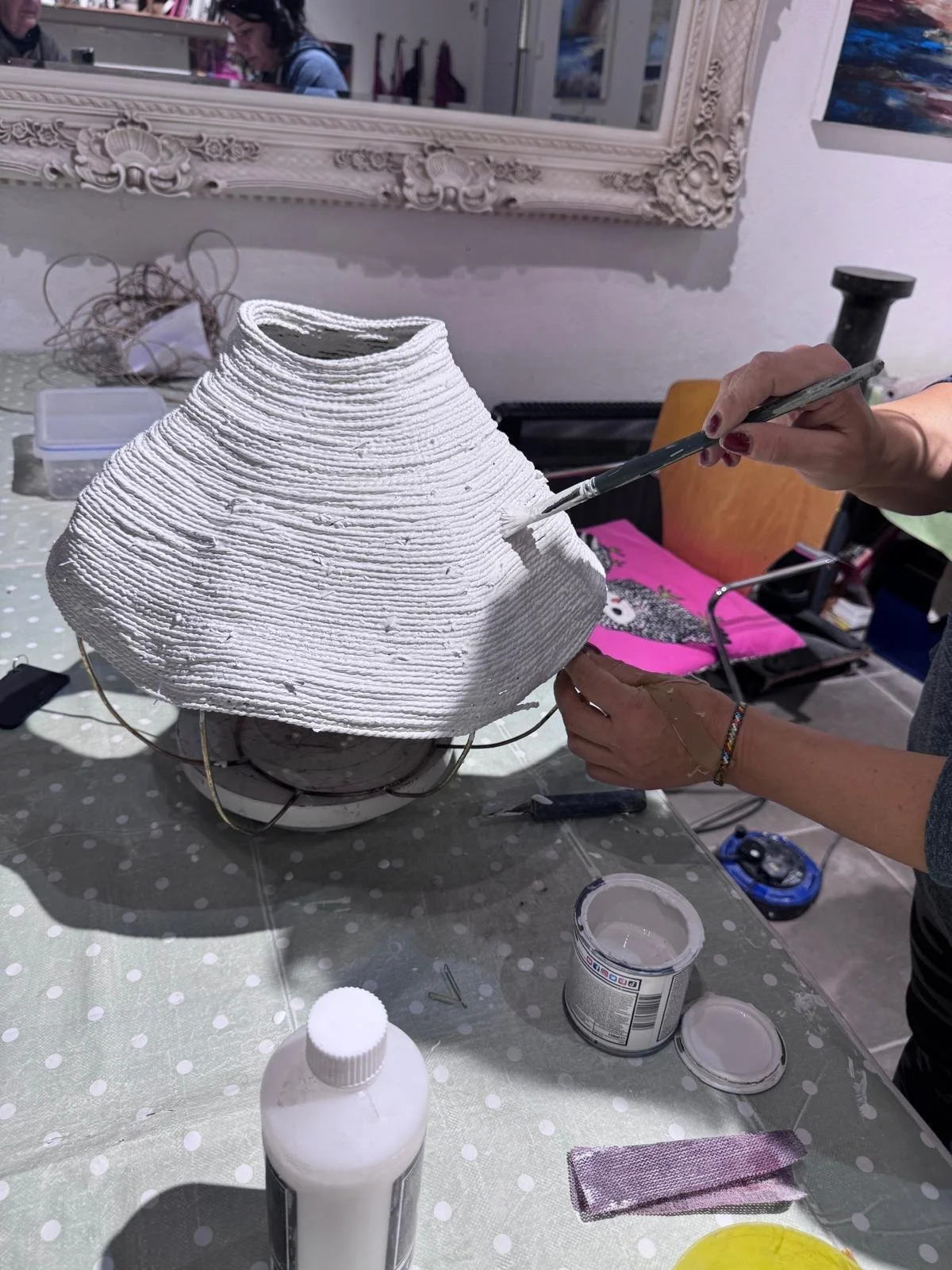 Decorating seagrass vessel