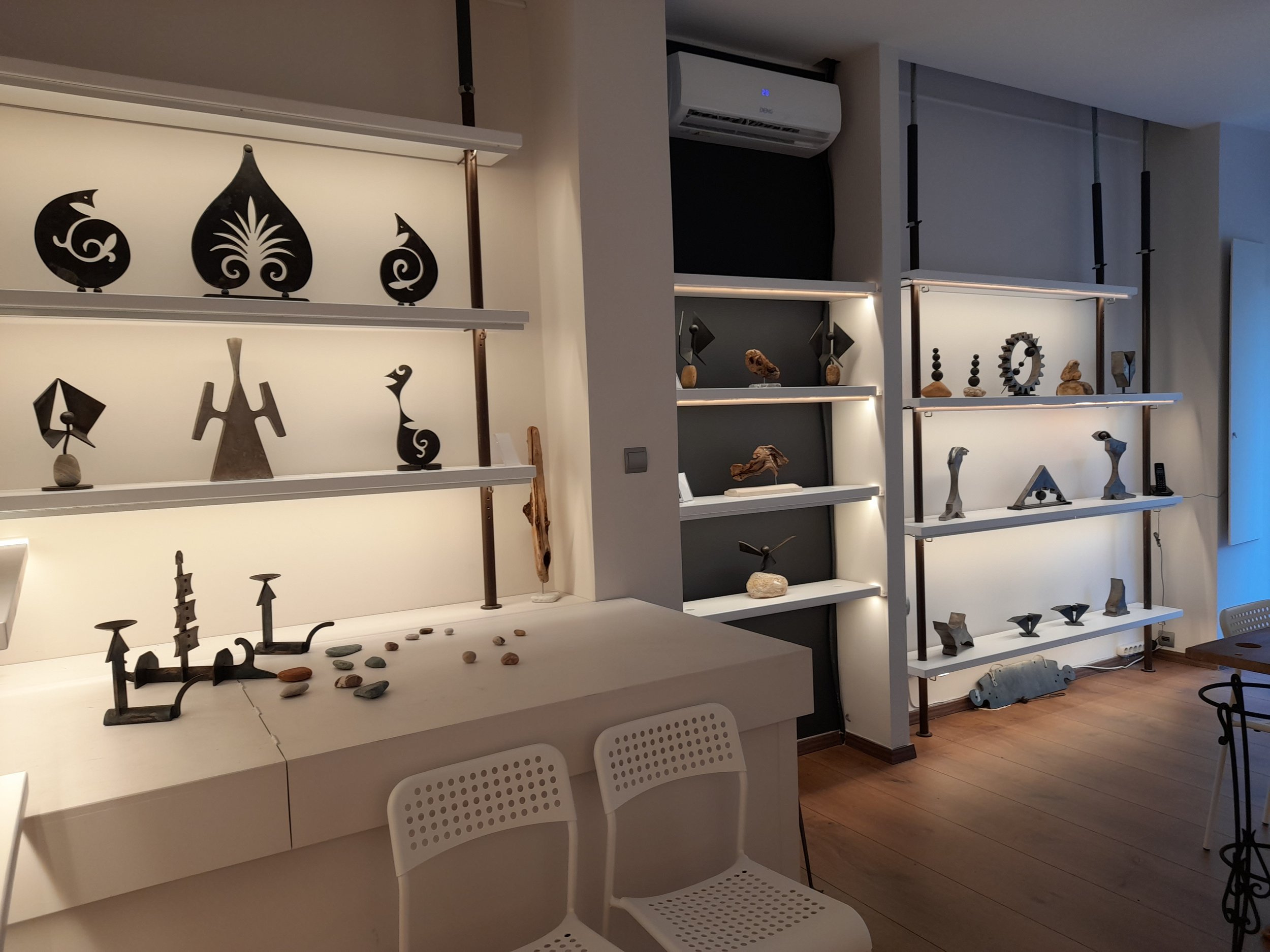 ΕΚΘΕΣΕΙΣ ΓΛΥΠΤΙΚΗΣ ΣΕ ΣΙΔΕΡΟ ΚΑΙ ΘΑΛΑΣΣΟΞΥΛΑ