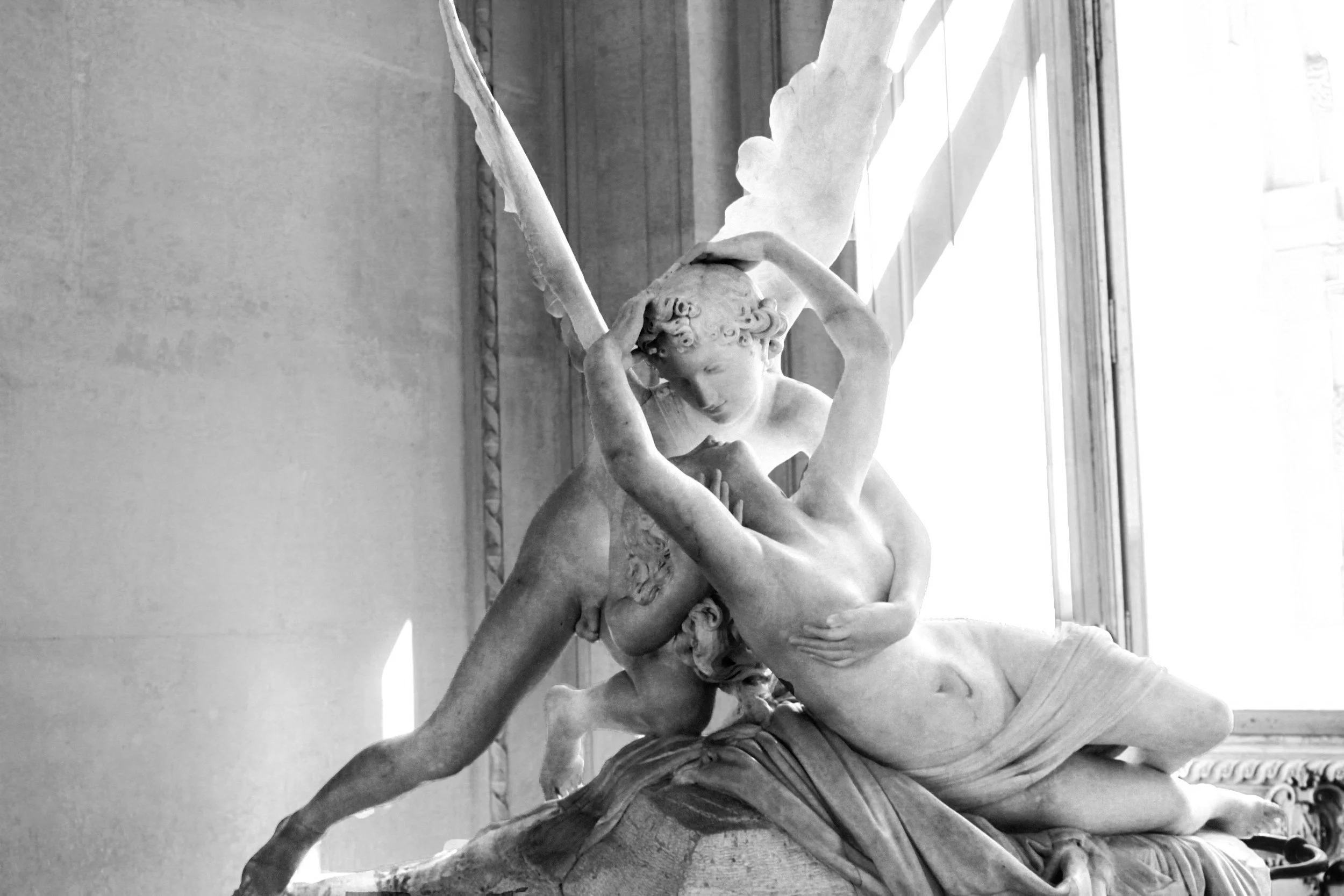 Magical Paris Romance Itinerary: An Adventurous Woman’s Guide