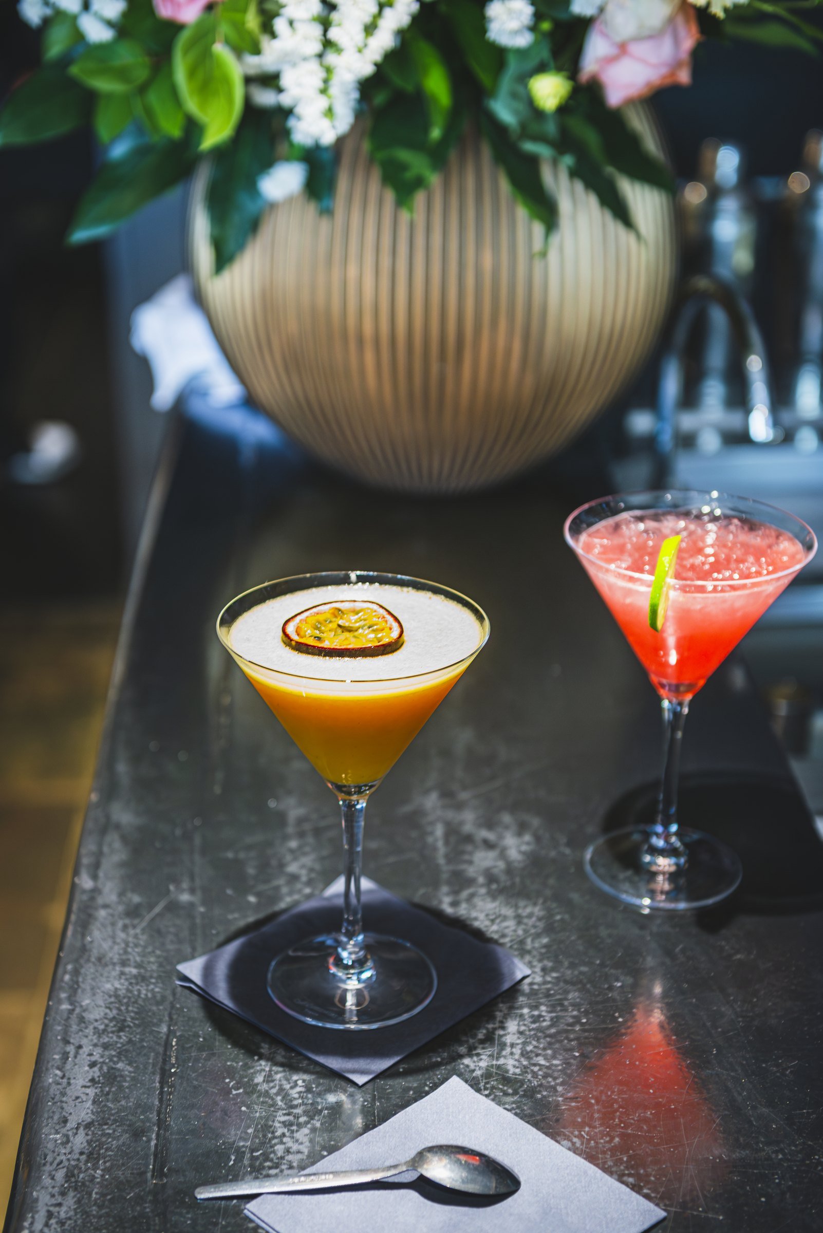 godot_cocktails_bar.jpg