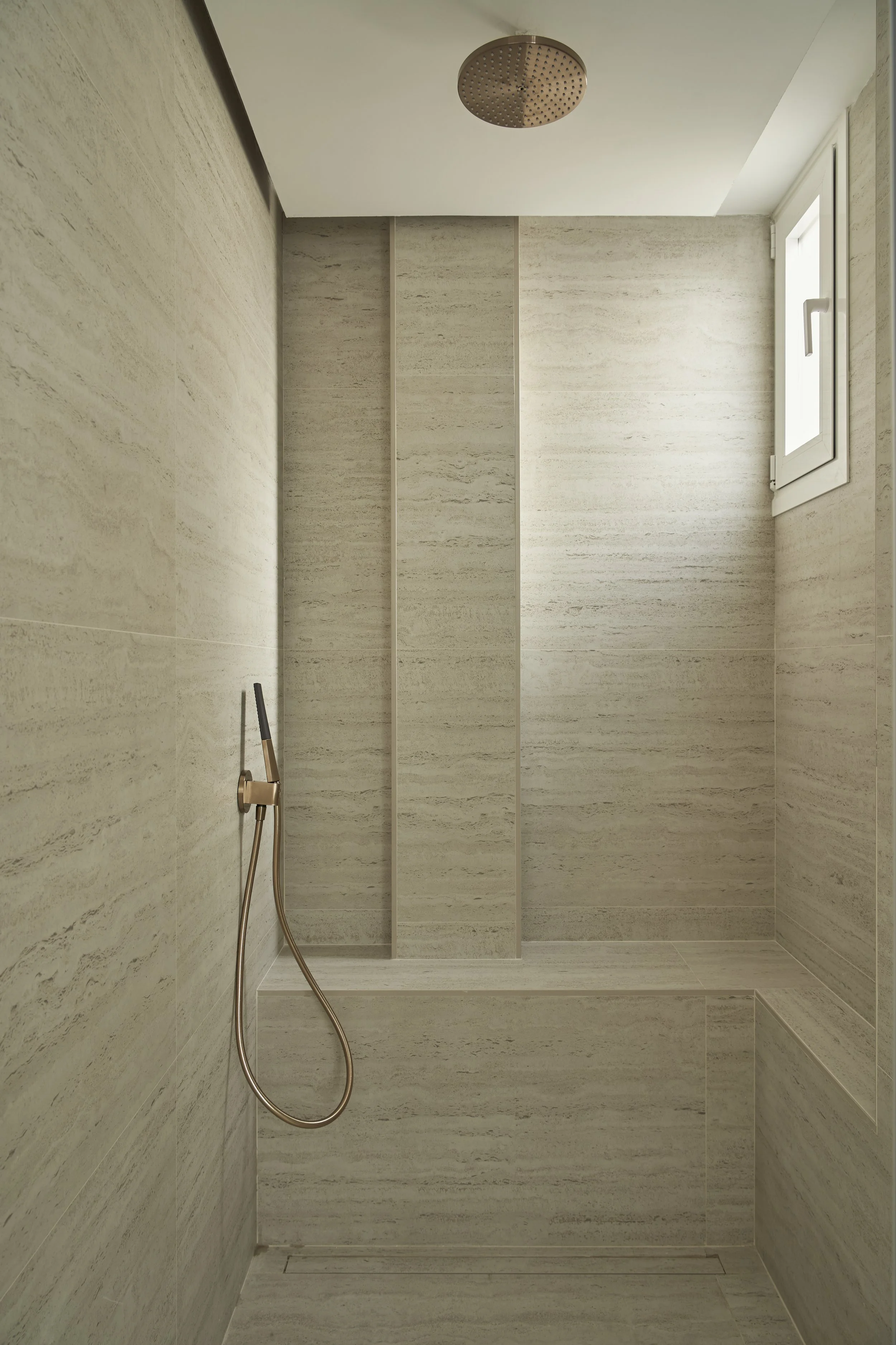 21_KOES PROYECTOS AYALA © Javier Bravo 107.jpg