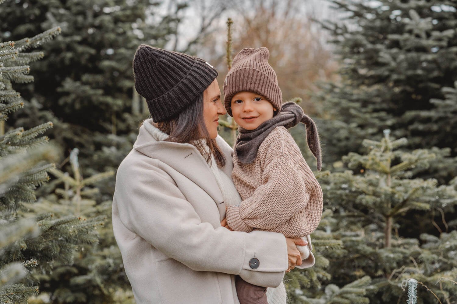 KRF-Mutter_mit_sohn_weihnachtsshooting.jpg.jpg