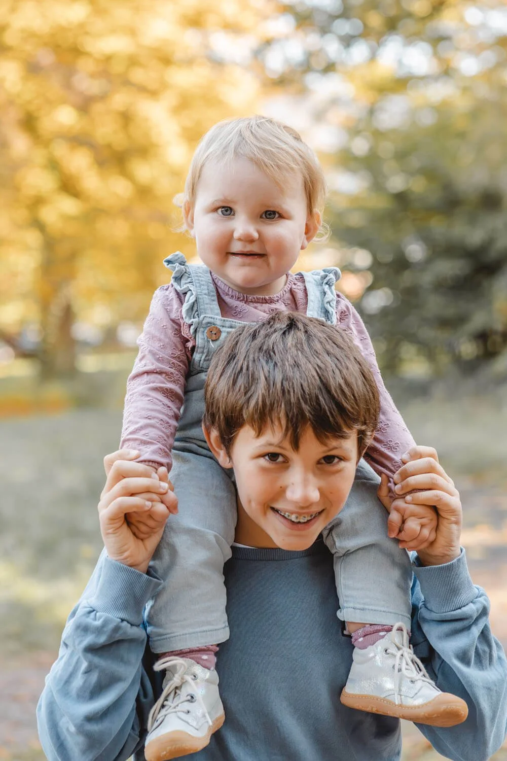 KRF_junge_mit_kleiner_schwester.jpg.jpg