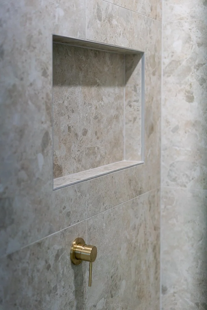 ENSUITE - LOW RES-08563.jpg