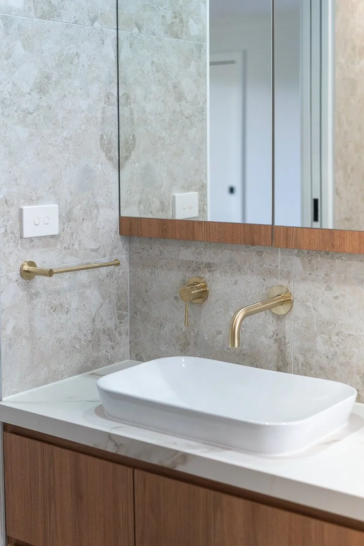 ENSUITE - LOW RES-08606.jpg