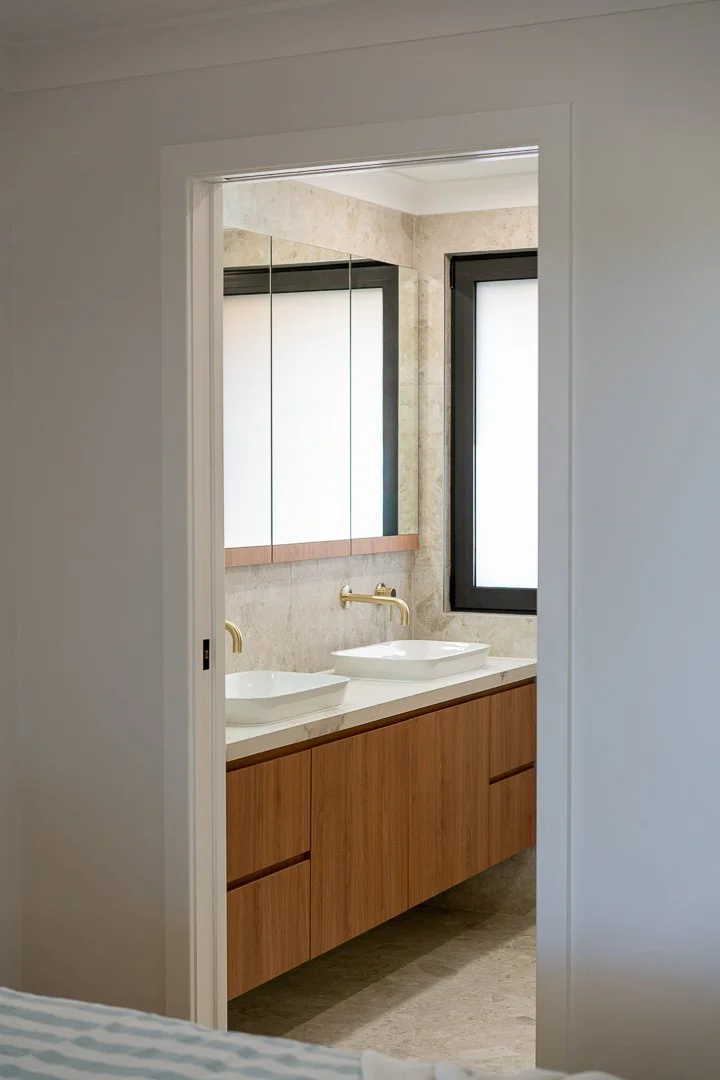 ENSUITE - LOW RES--21.jpg