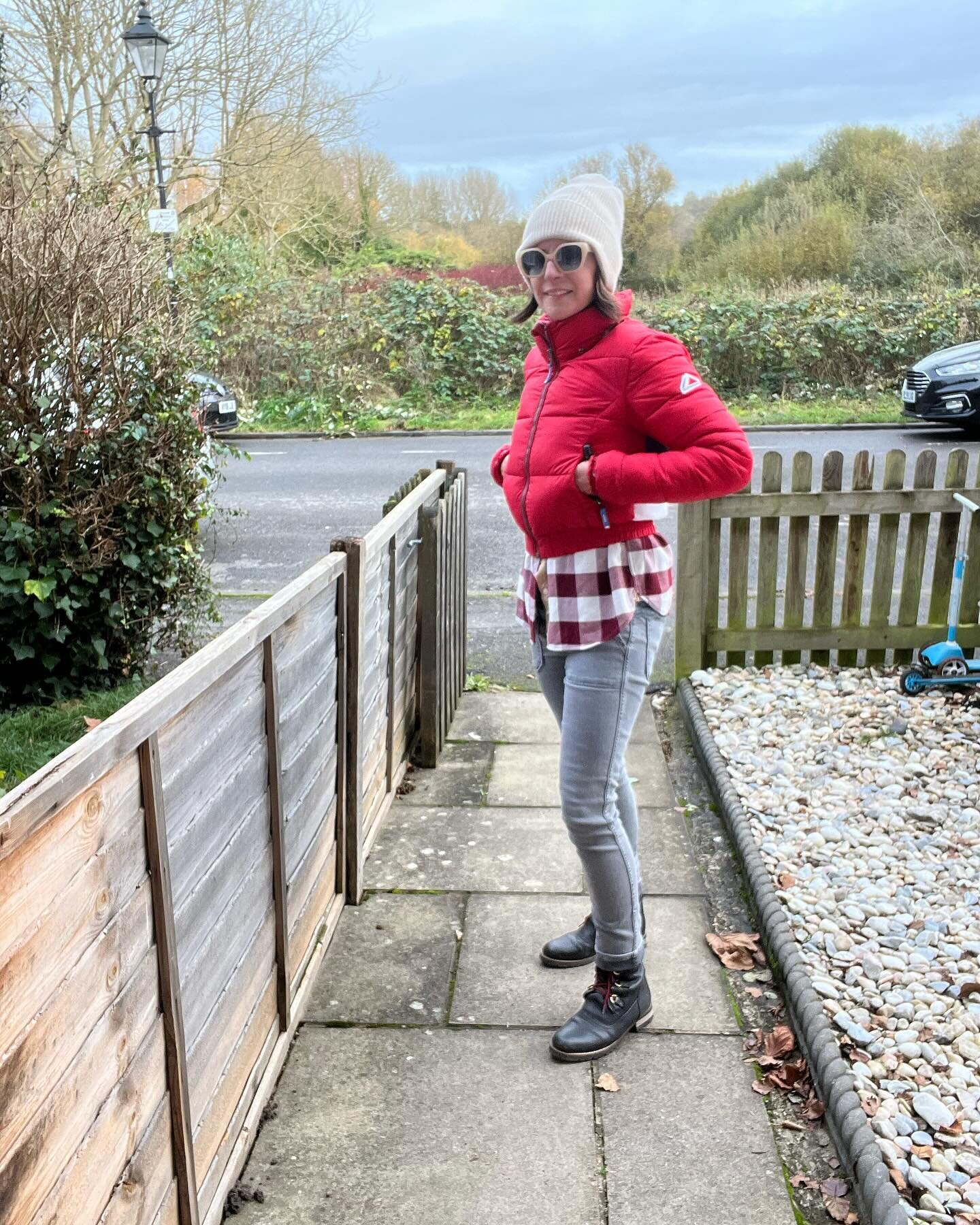 It&rsquo;s all about the layers on a sunny and cold day like today&hellip;.

Outfit all from the wardrobe&hellip;
Hat gift from the ex 
Jacket @superdry sale 2022
Sunglasses @accessorize sale 2022 &pound;2
Shirt @roots bought in Vancouver 2016 on an 