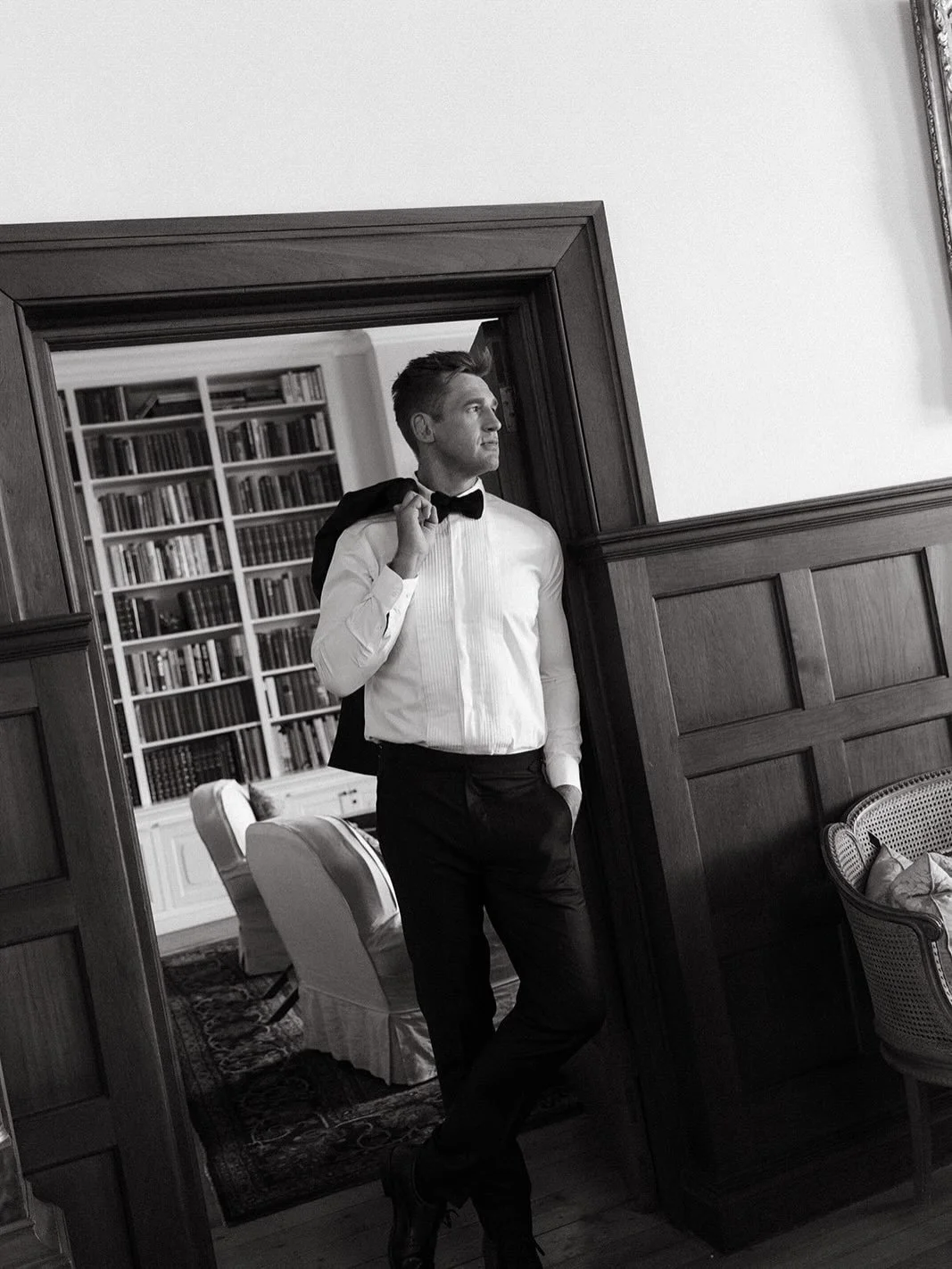 The moments before he sees his bride 🥰

The final touches, a few laughs with the guys and all the anticipation before standing at the end of the aisle. Moments he&rsquo;ll look back on long after the day is over.