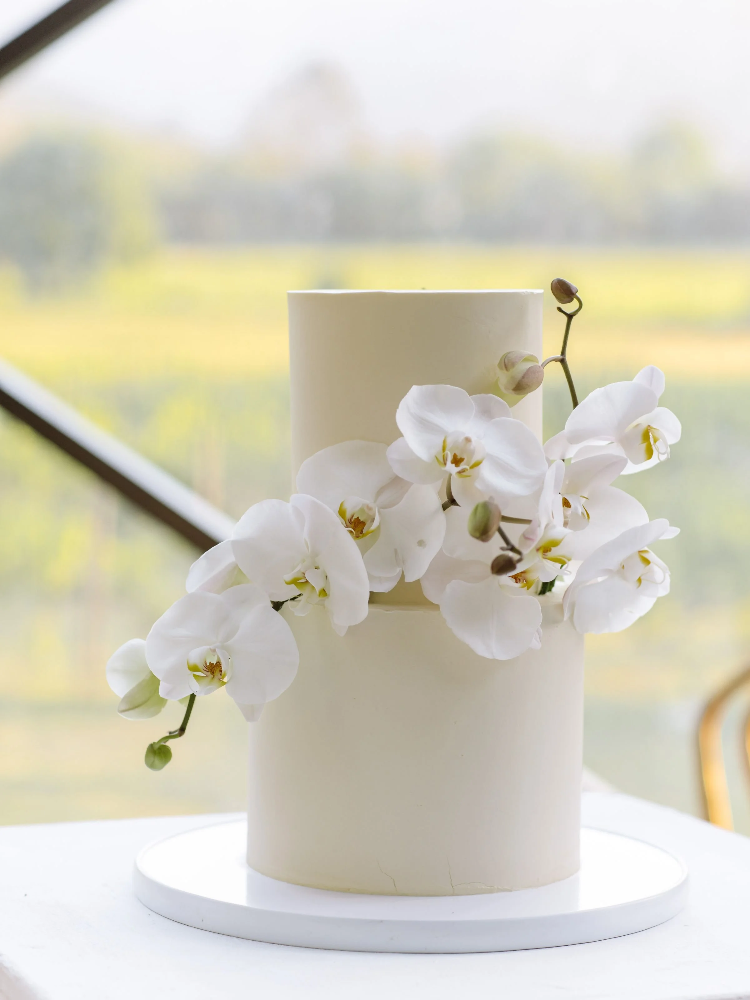 It&rsquo;s all in the details, even down to what&rsquo;s on the plate!

From the cake design to the way each dish is presented, every element is considered to complement the look and feel of the day.

Every detail deserves to be part of the bigger pi