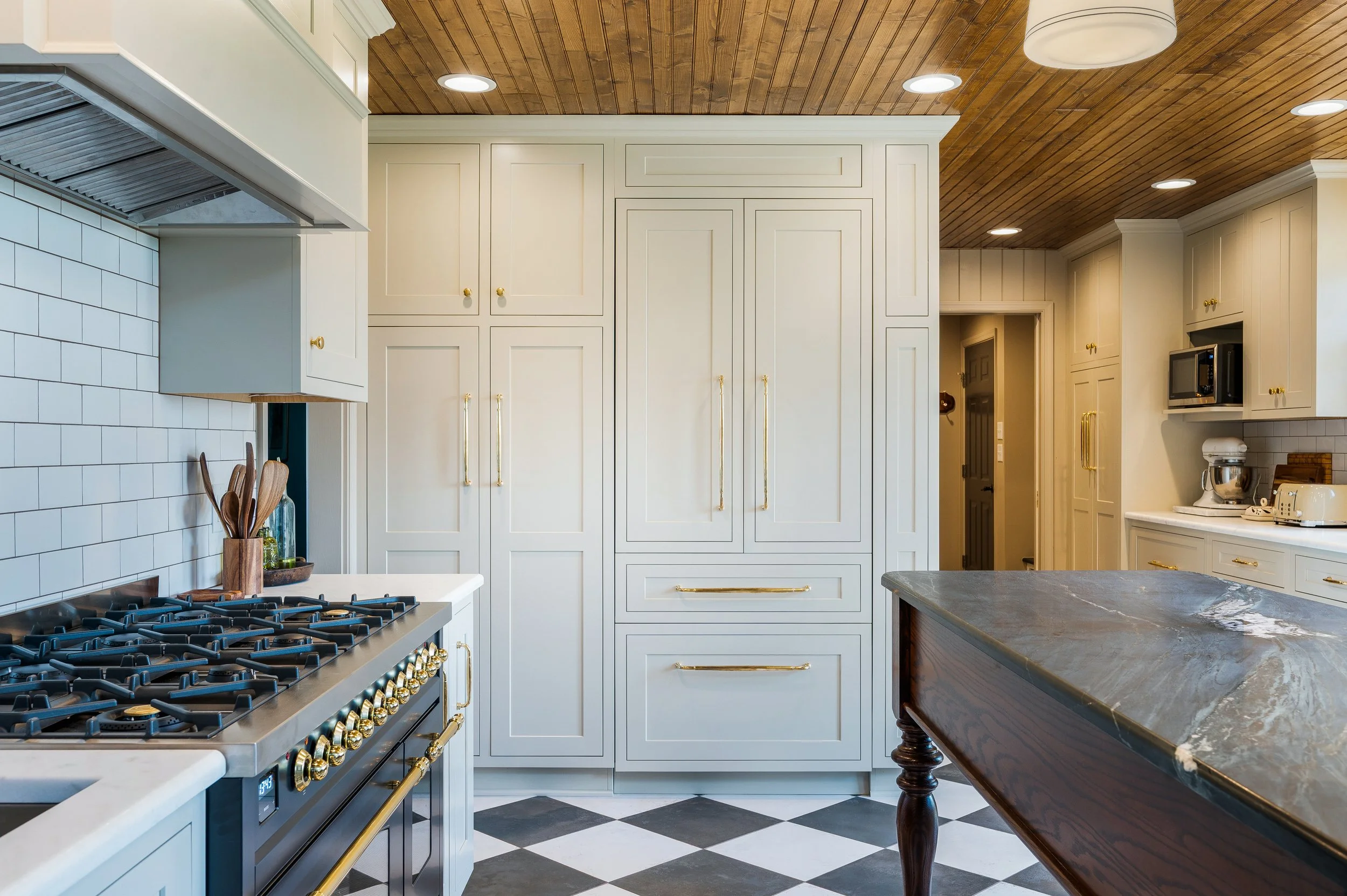 Traditional Kitchen With Contemporary Detailing Kitchen Remodel by Seven Ridges Construction project photo