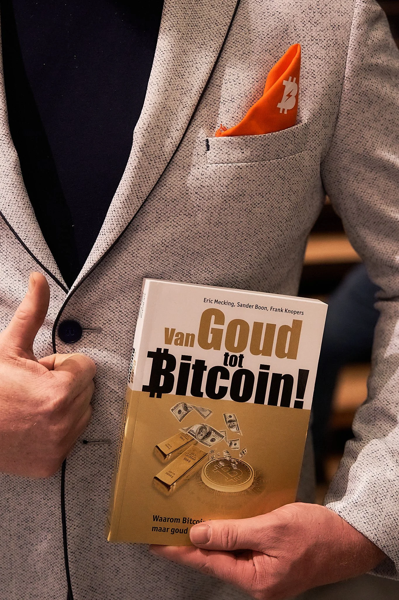 2093webHollandGoldG3byMerelZoet.jpg
